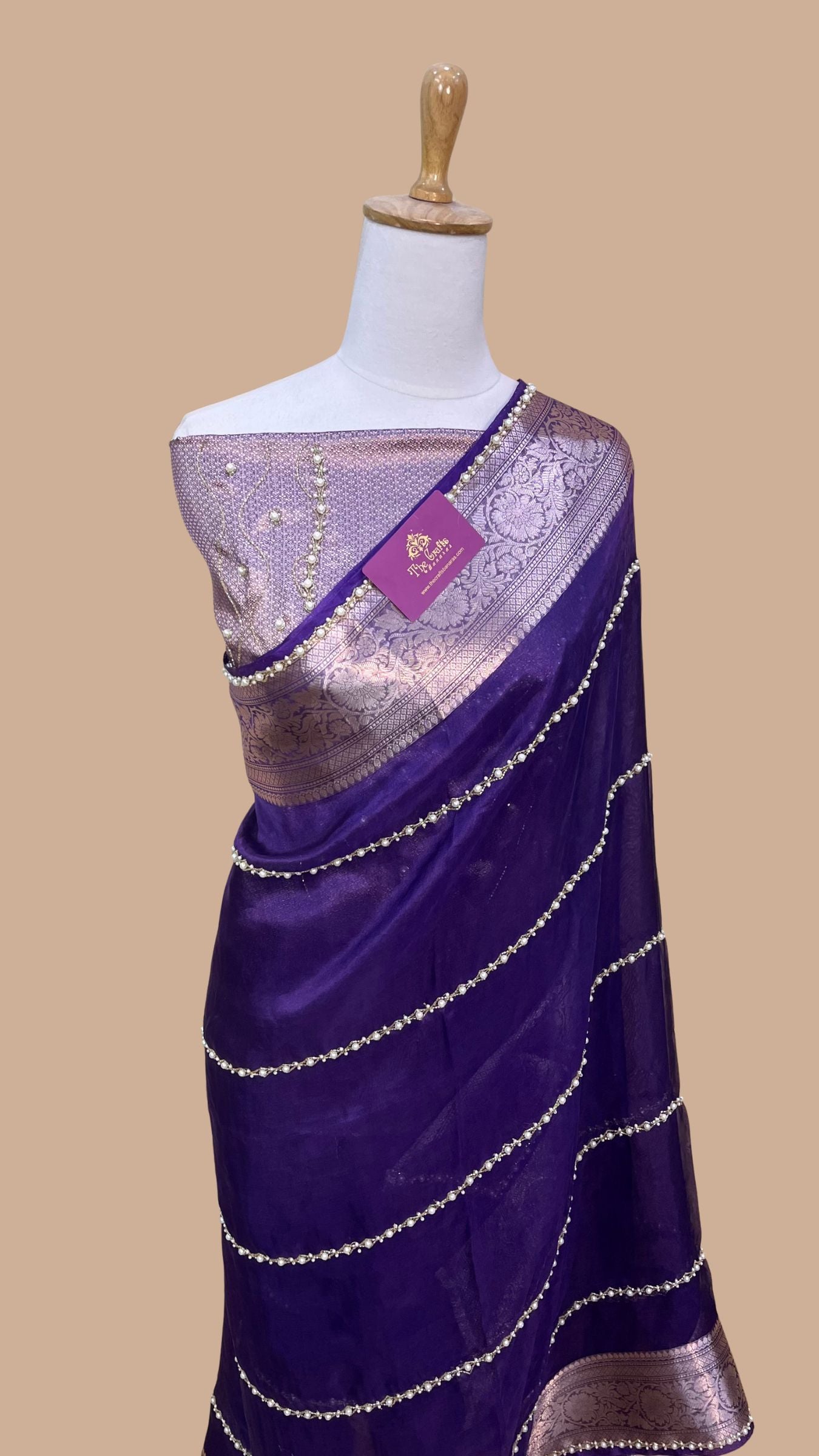 Pure Kora Tissue Silk Banarasi Saree - handwork motifs