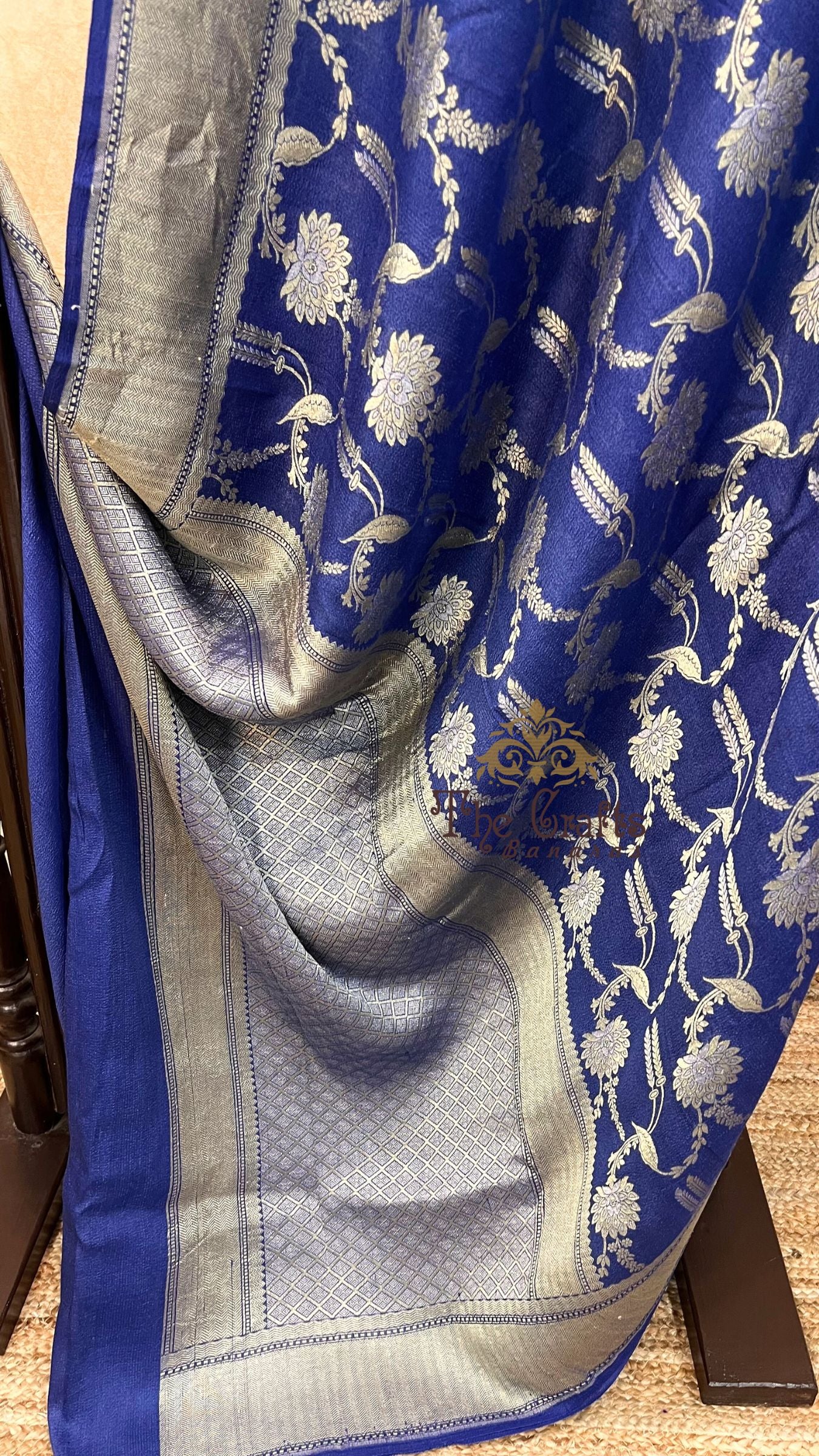 Tussar Georgette Handloom Banarasi Saree - Jaal with Meenakari