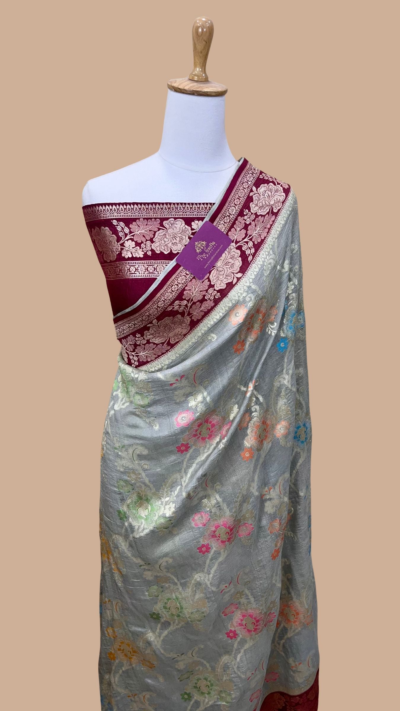Tussar Georgette Handloom Banarasi Saree - Jaal with Meenakari