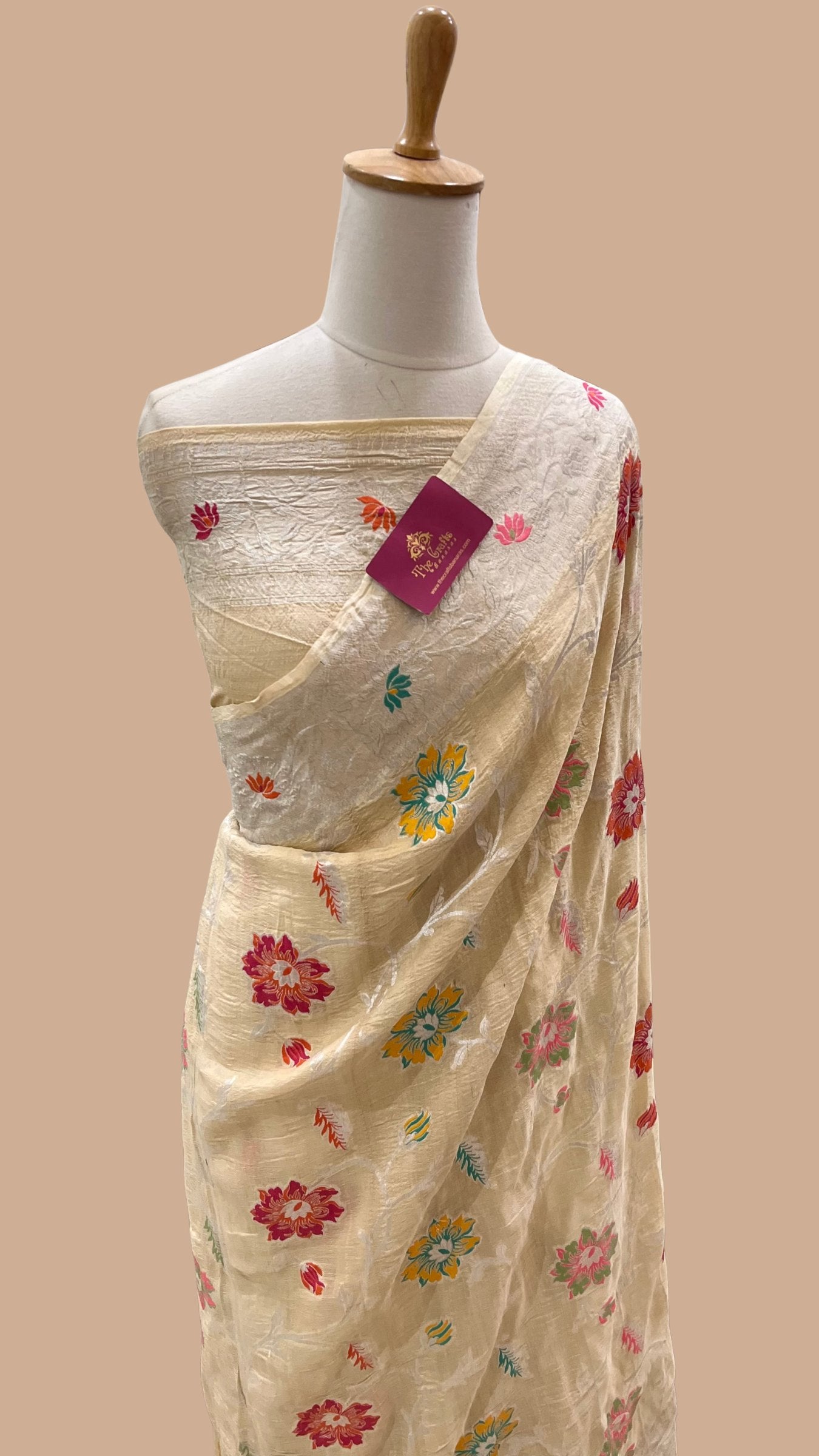 Tussar Georgette Handloom Banarasi Saree - Jaal with Meenakari