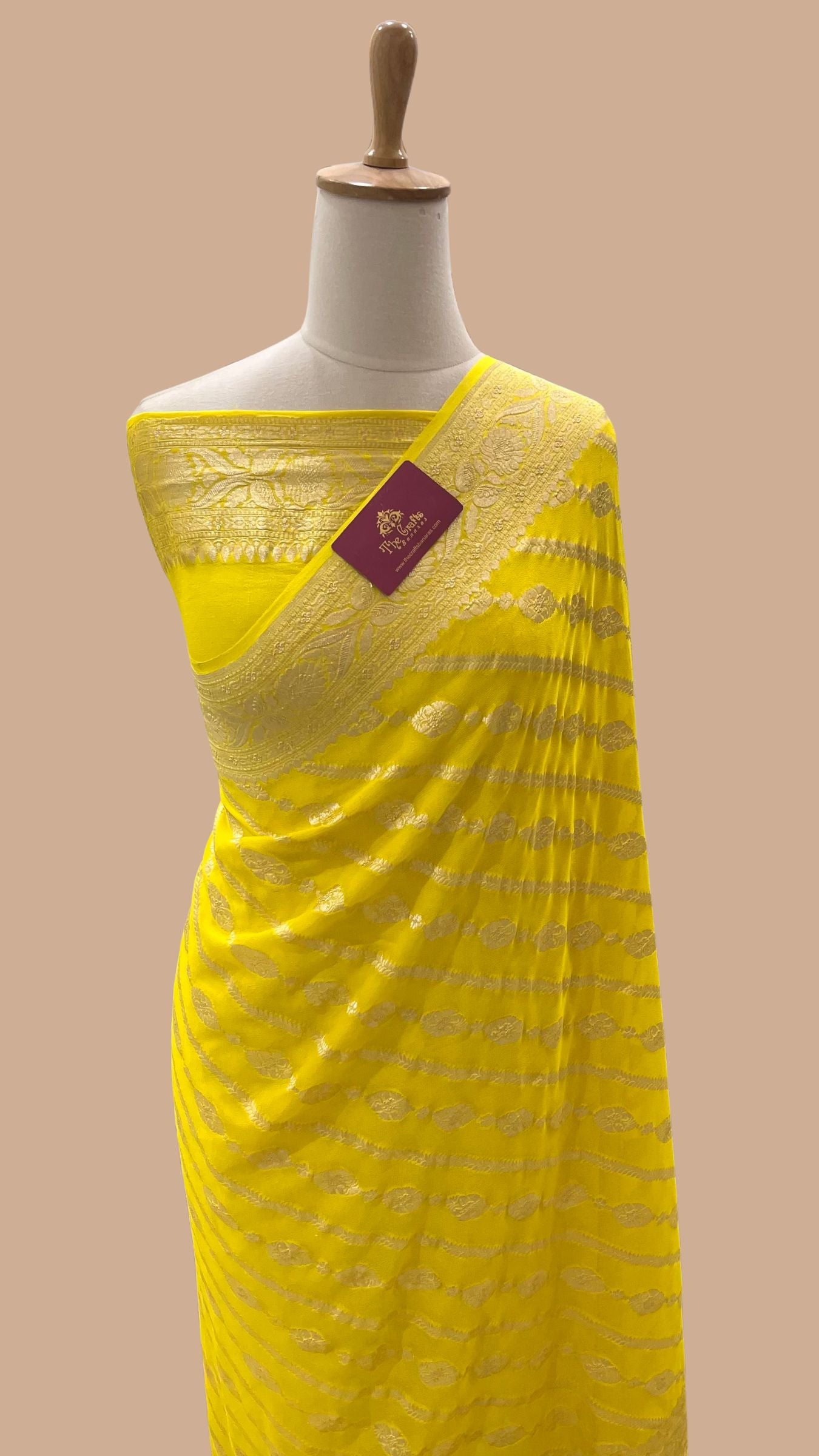 Khaddi Georgette Handloom Banarasi Saree - Water Zari