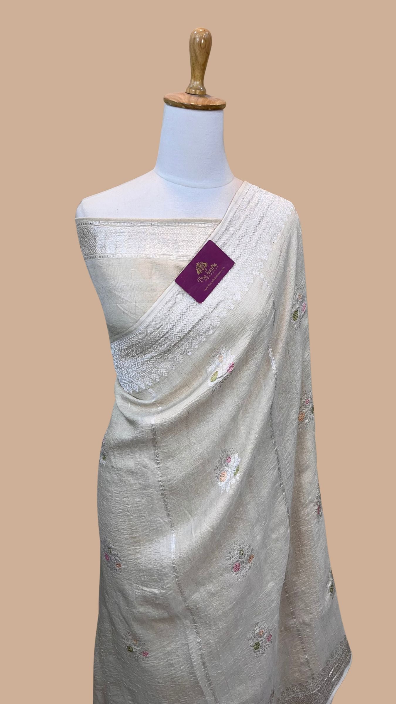 Tussar Georgette Handloom Banarasi Saree - Kadhua Meenakari