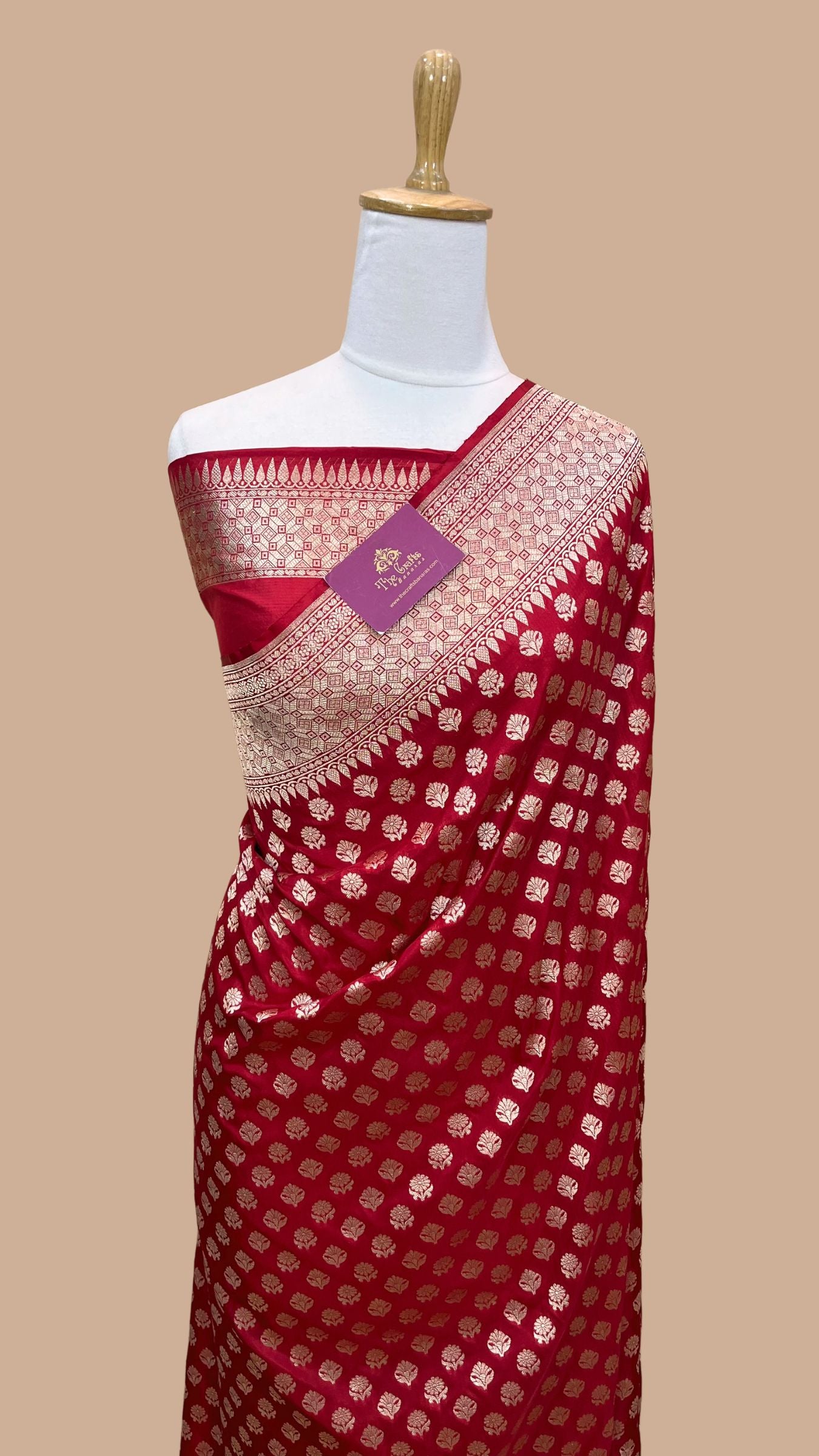 Pure Katan Silk Handloom Banarasi Saree - Jaal work