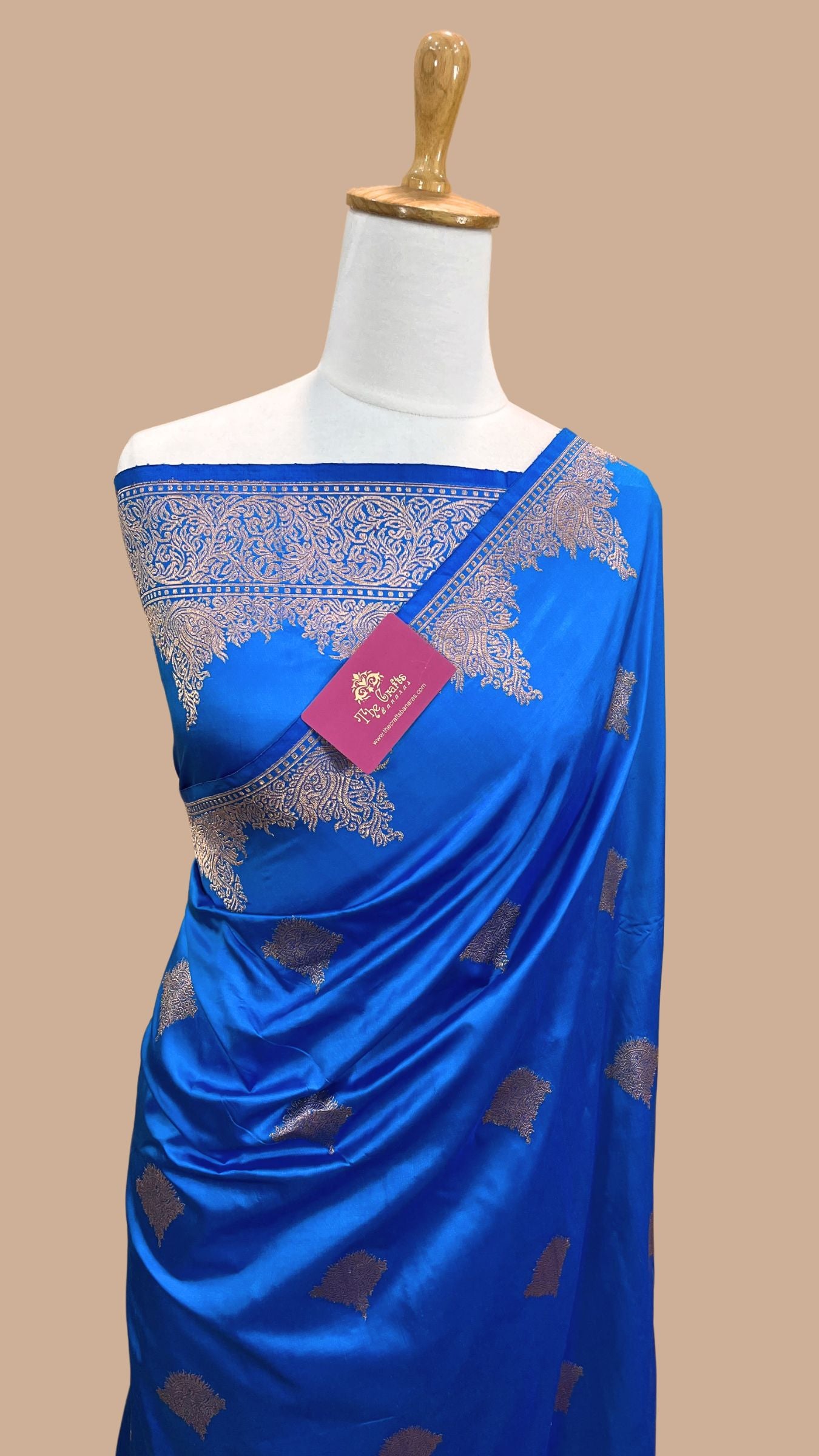 Pure Katan Silk Handloom Banarasi Saree - Jaal work