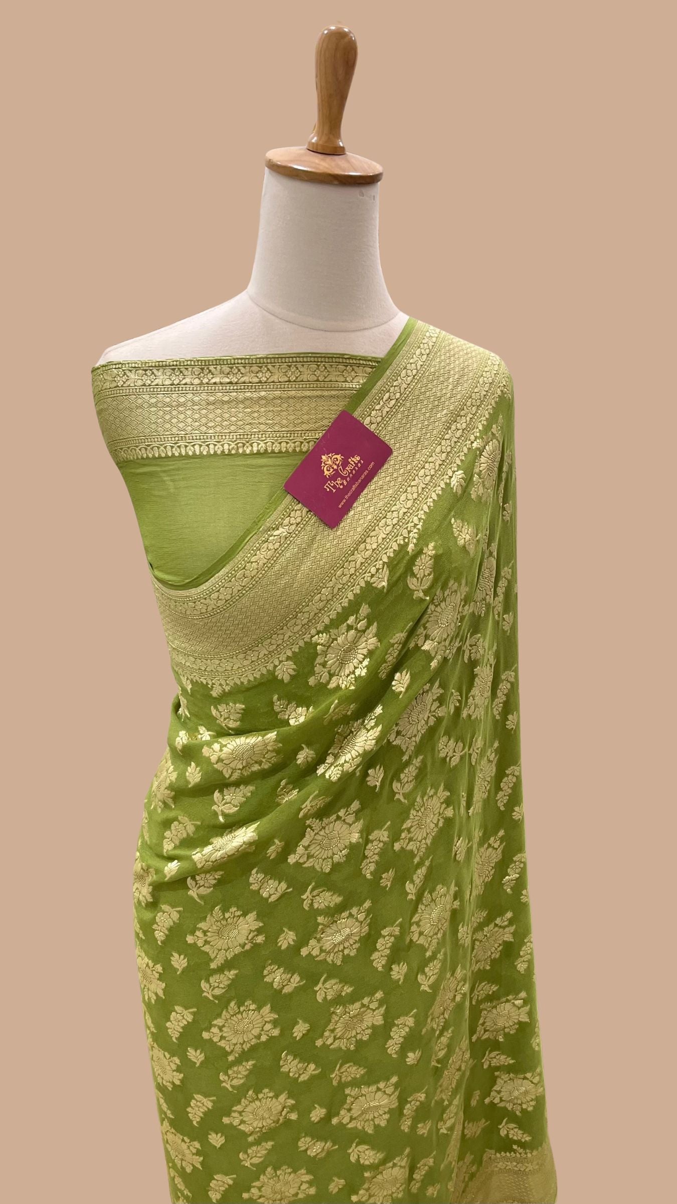 Khaddi Georgette Handloom Banarasi Saree - Water Zari