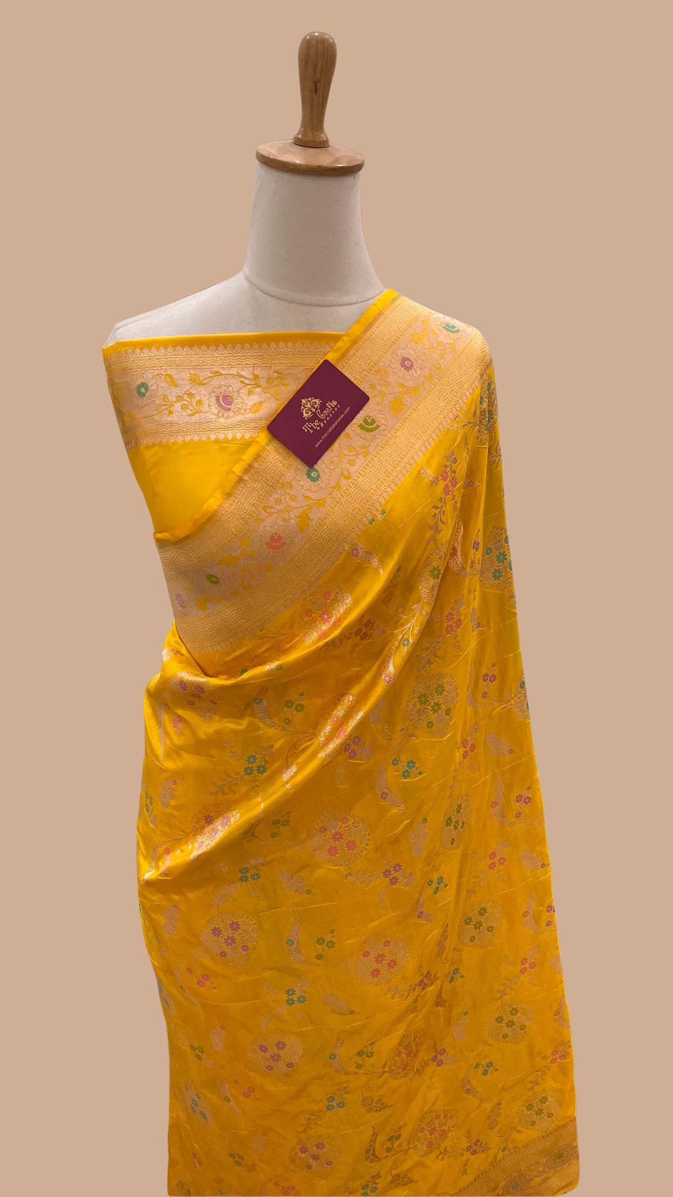 Pure Katan Silk Handloom Banarasi Saree - Jaal With Meenakari