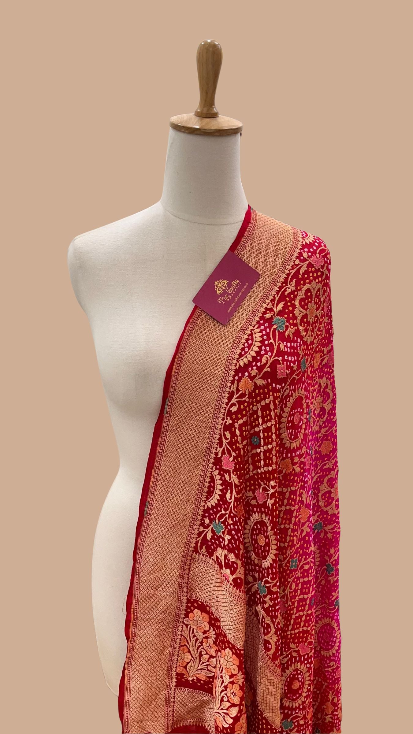 Khaddi Georgette Banarasi Handloom Bandhej Dupatta
