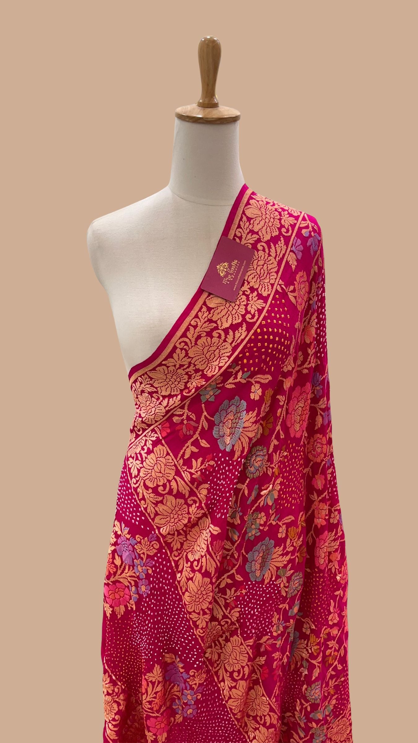 Khaddi Georgette Banarasi Handloom Bandhej Dupatta