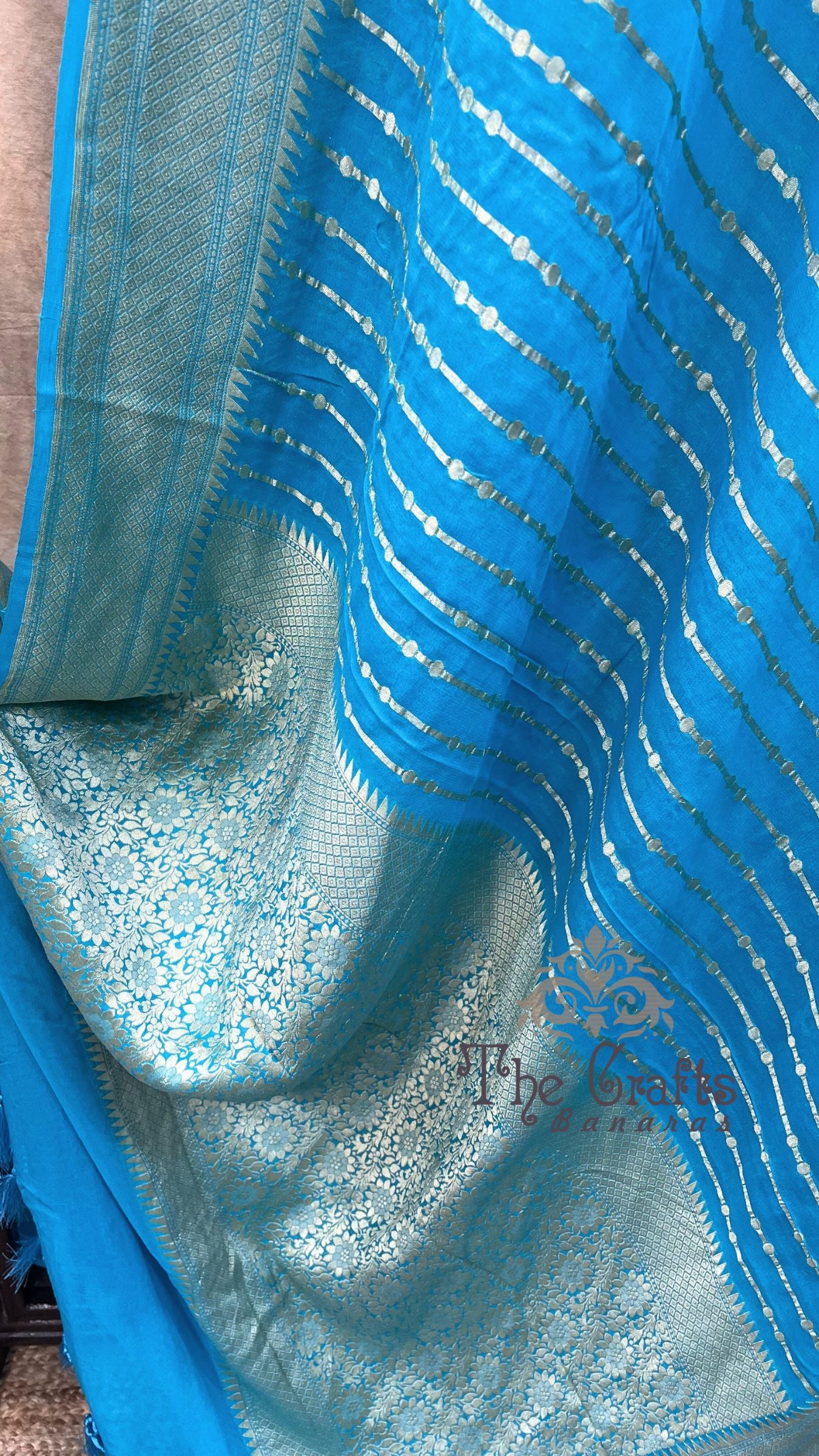 Khaddi Georgette Banarasi Saree - Water Zari