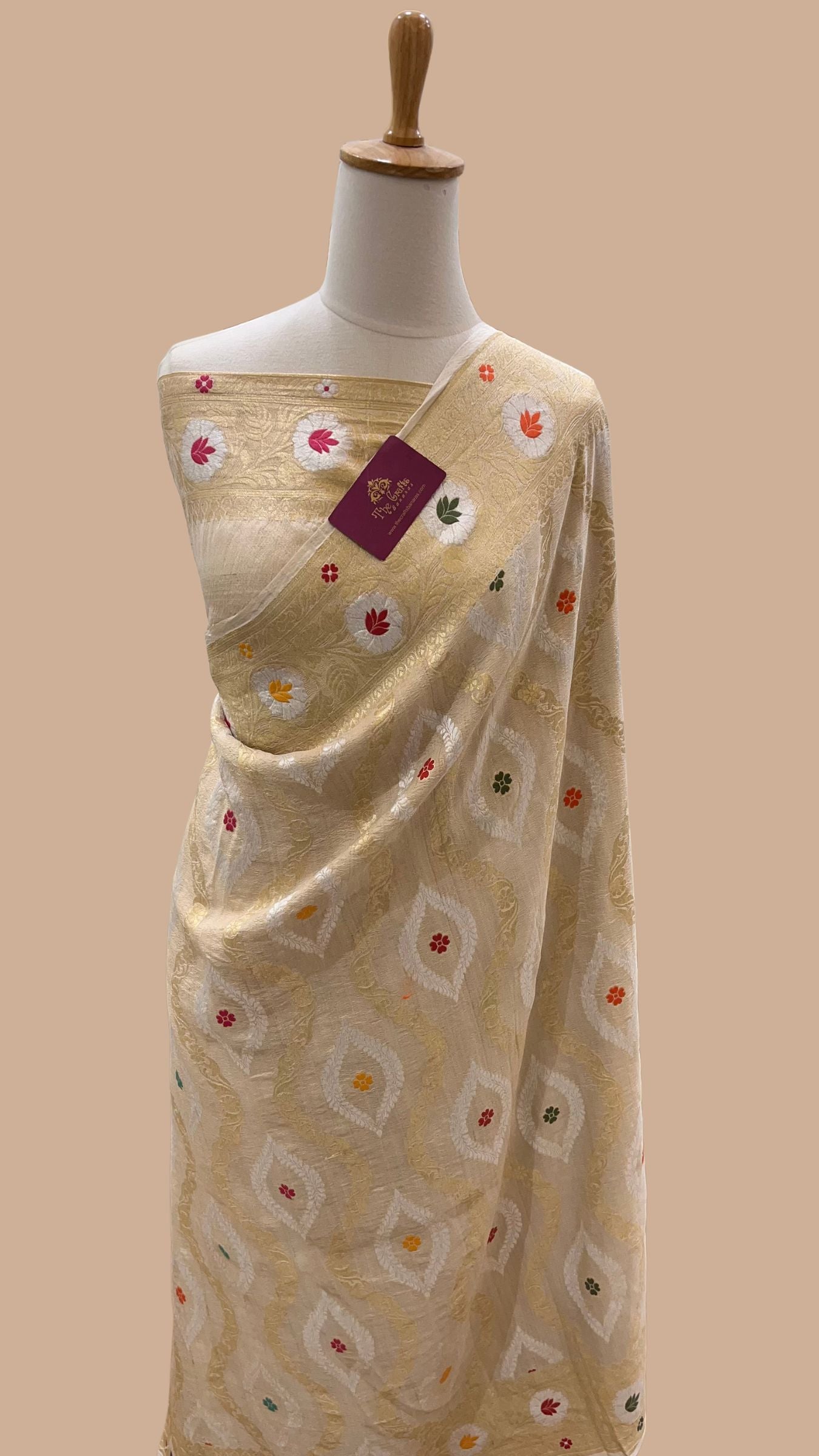 Tussar Georgette Handloom Banarasi Saree - Jaal with Meenakari