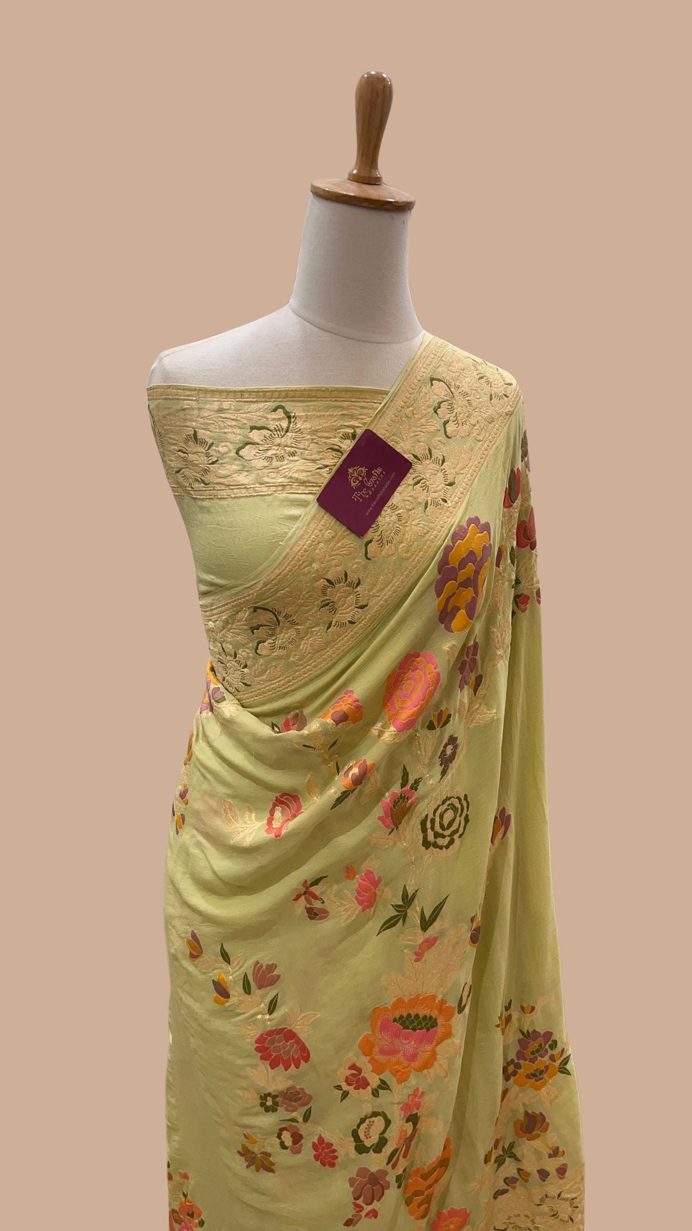 Tussar Georgette Handloom Banarasi Saree - Jaal with Tilfi Meenakari