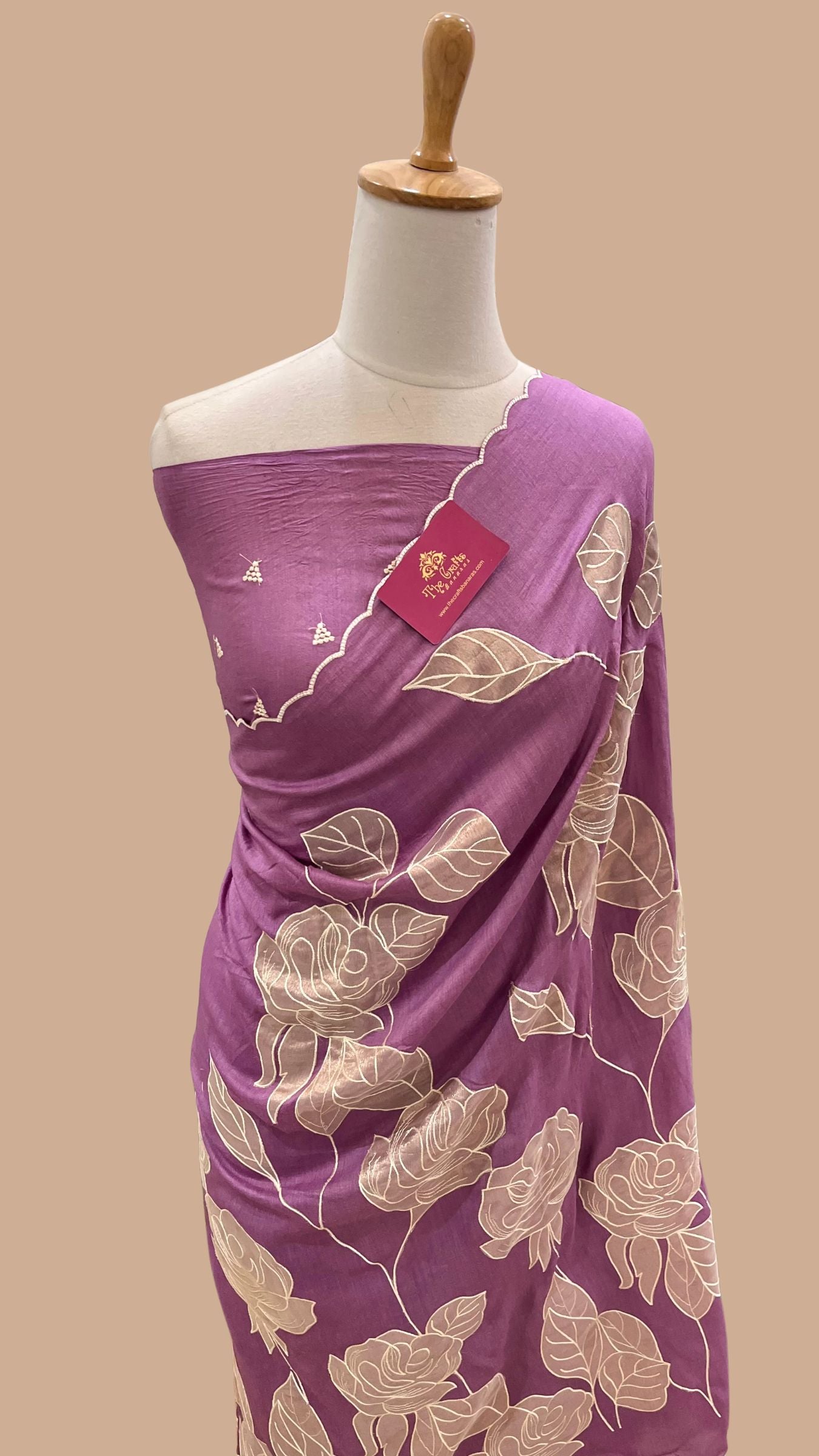 Pure Munga Silk Banarasi Saree - Floral Appliqué Work