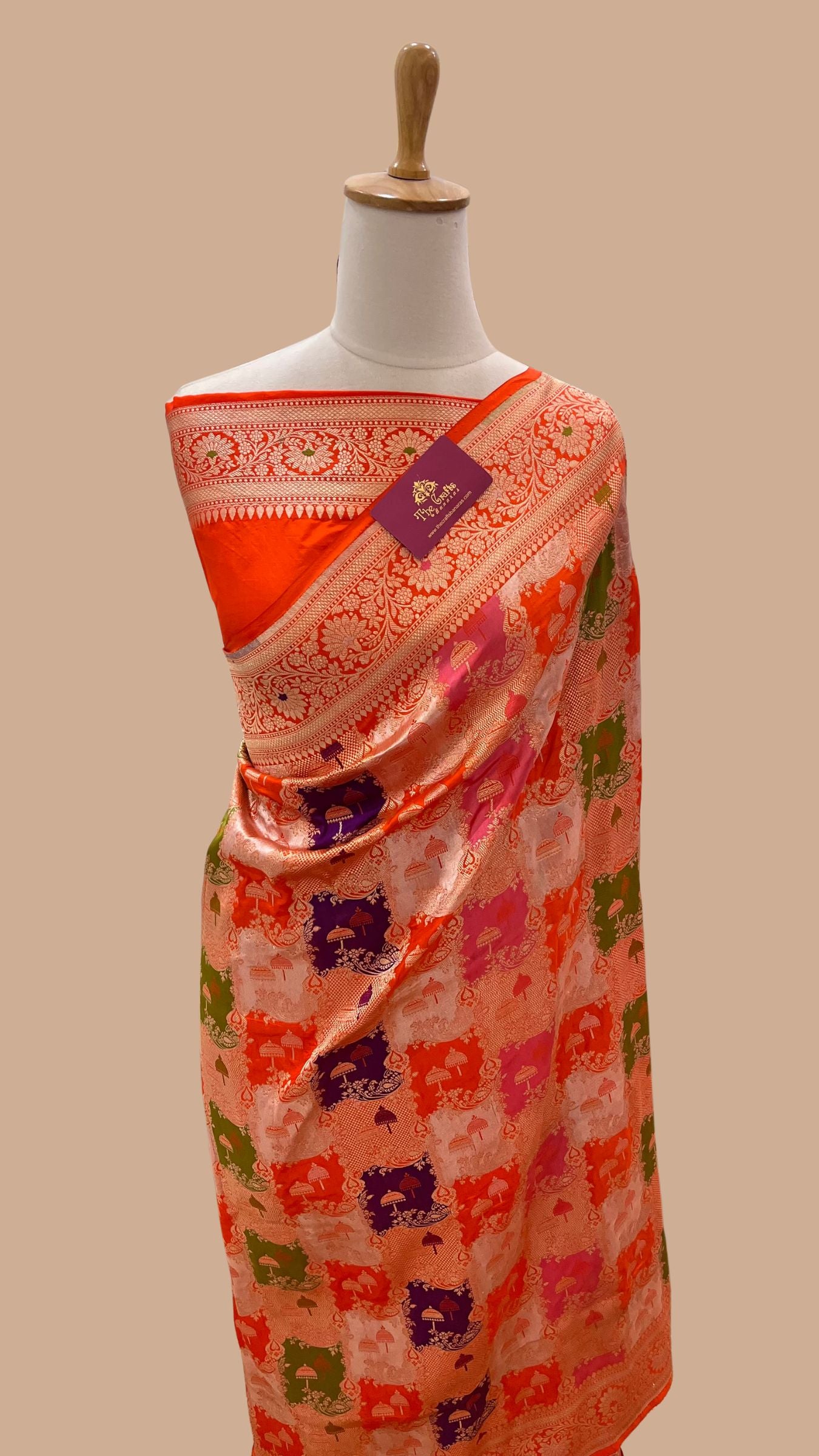 Rangkat Pure Katan Silk Handloom Banarasi Saree - Jaal with meenakari
