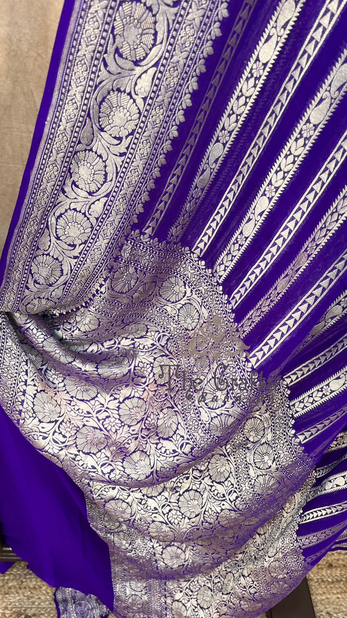 Khaddi Georgette Handloom Banarasi Saree - Water Zari