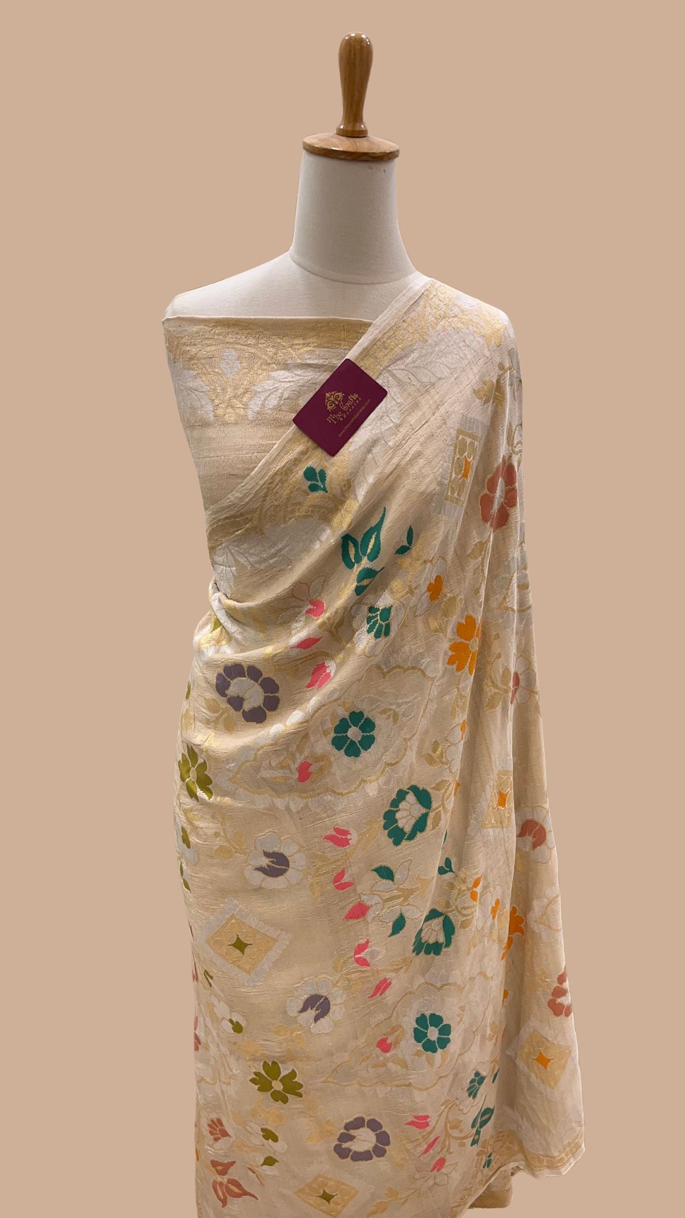 Tussar Georgette Handloom Banarasi Saree - Jaal with Meenakari