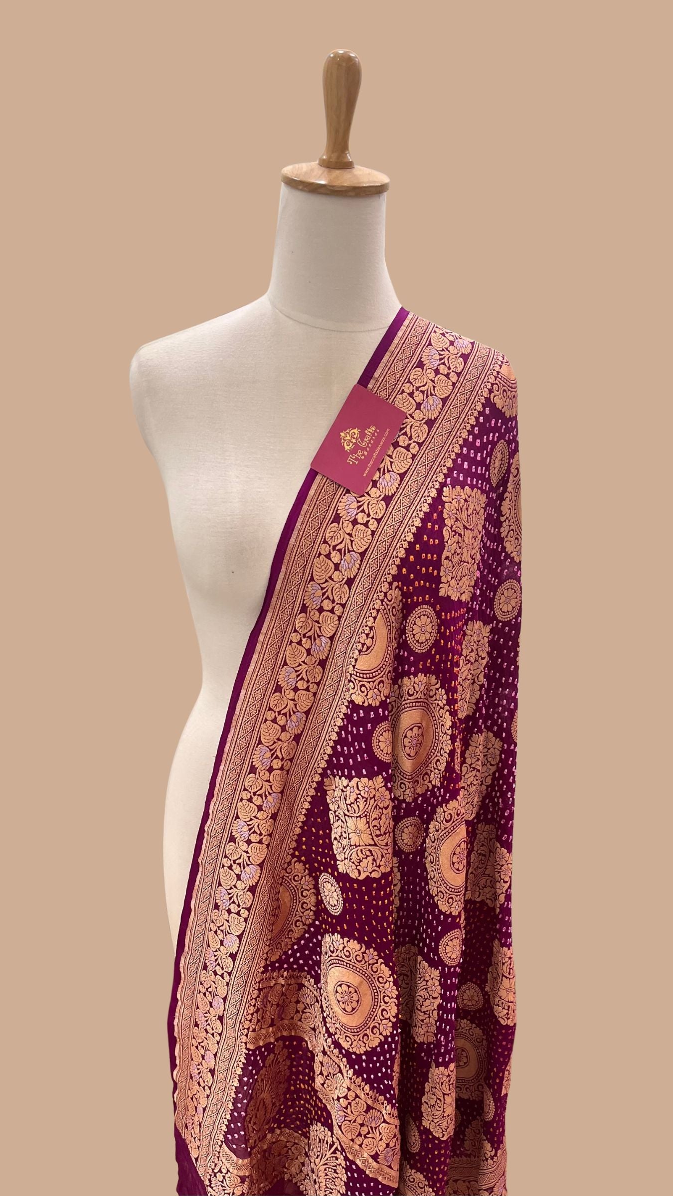 Khaddi Georgette Banarasi Handloom Bandhej Dupatta