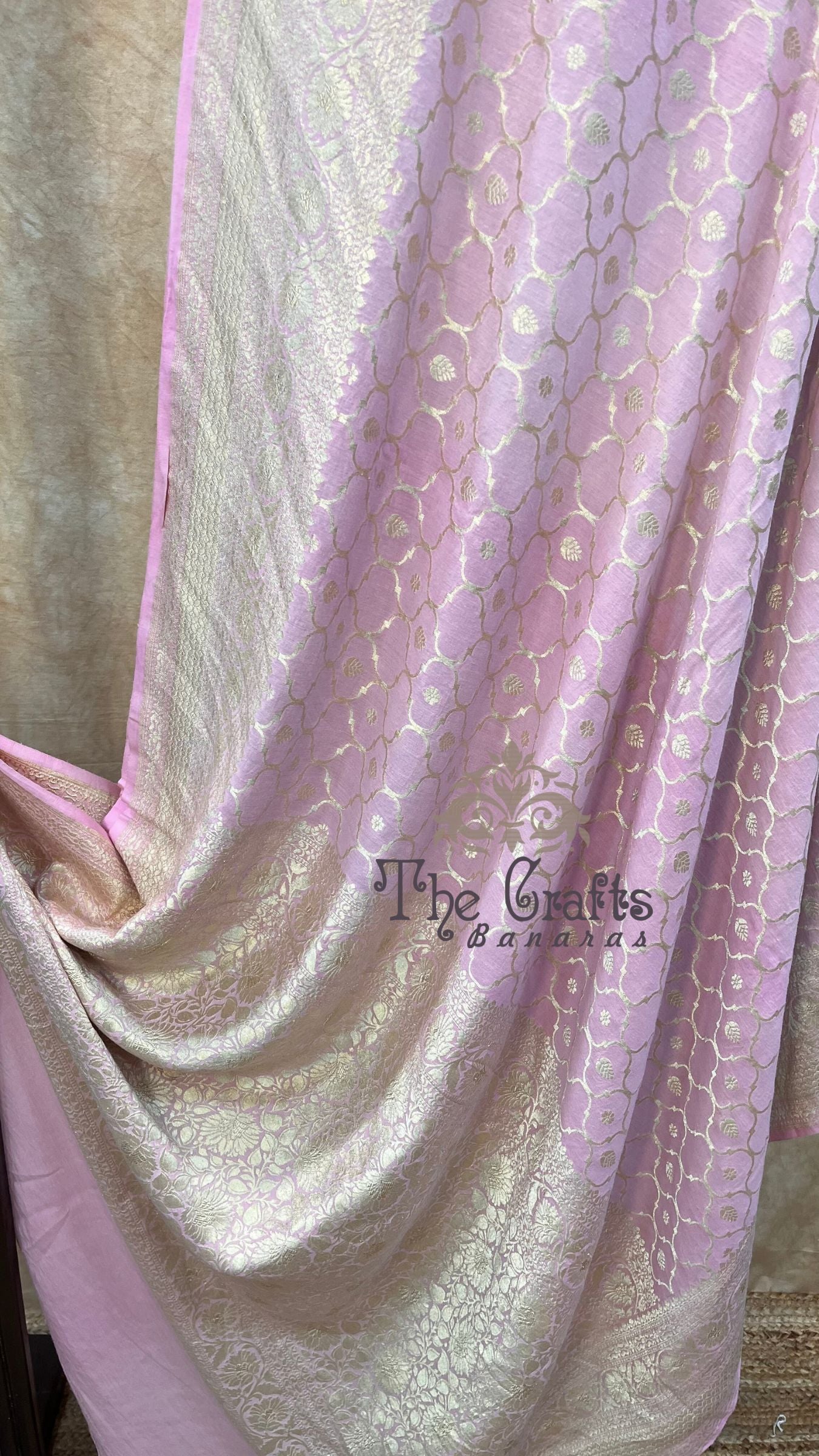 Pure Munga Silk Handloom Banarasi Saree - Jaal Work