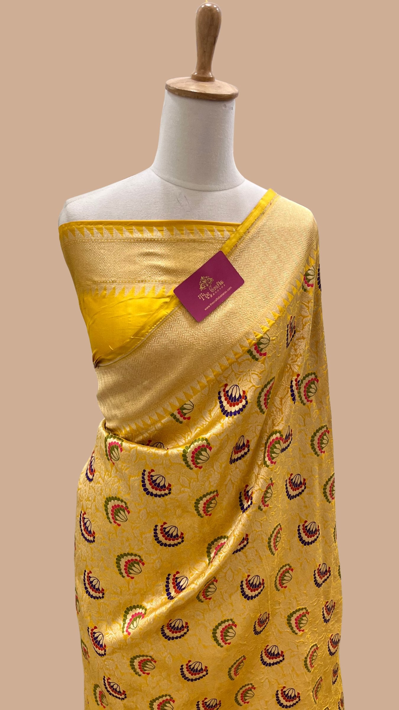 Pure Katan Silk Handloom Banarasi Saree - Tanchui Brocade Meena
