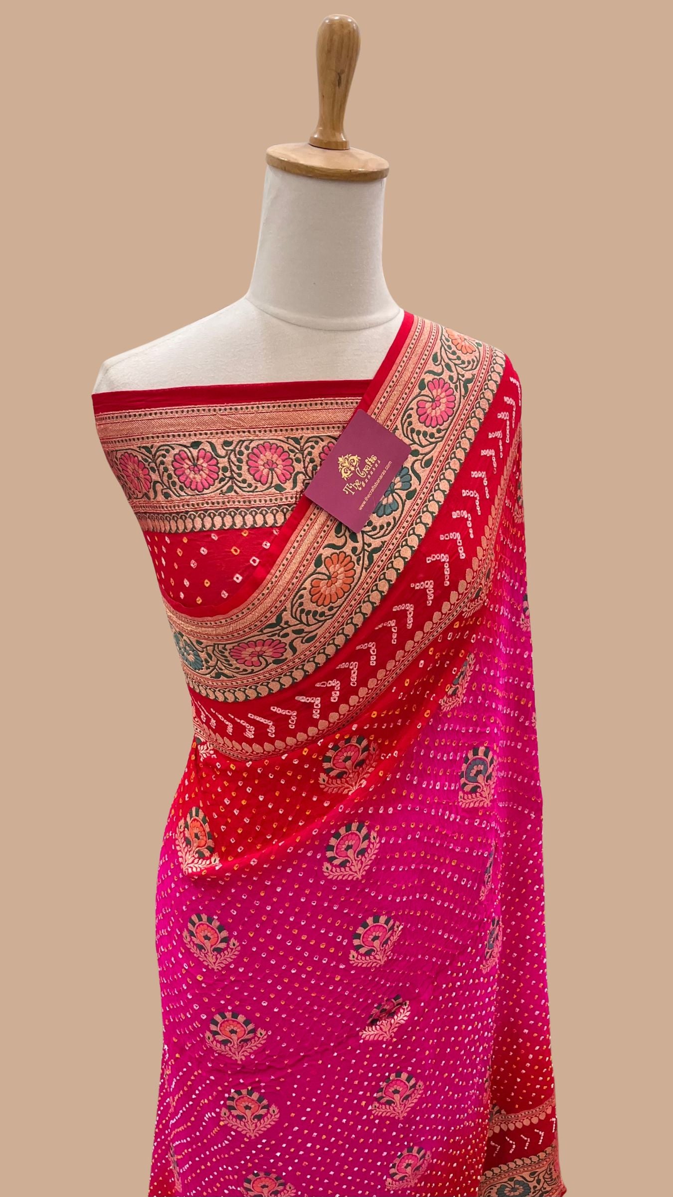 Pure Georgette Banarasi Handloom Bandhej Saree - Jaal with Meenakari