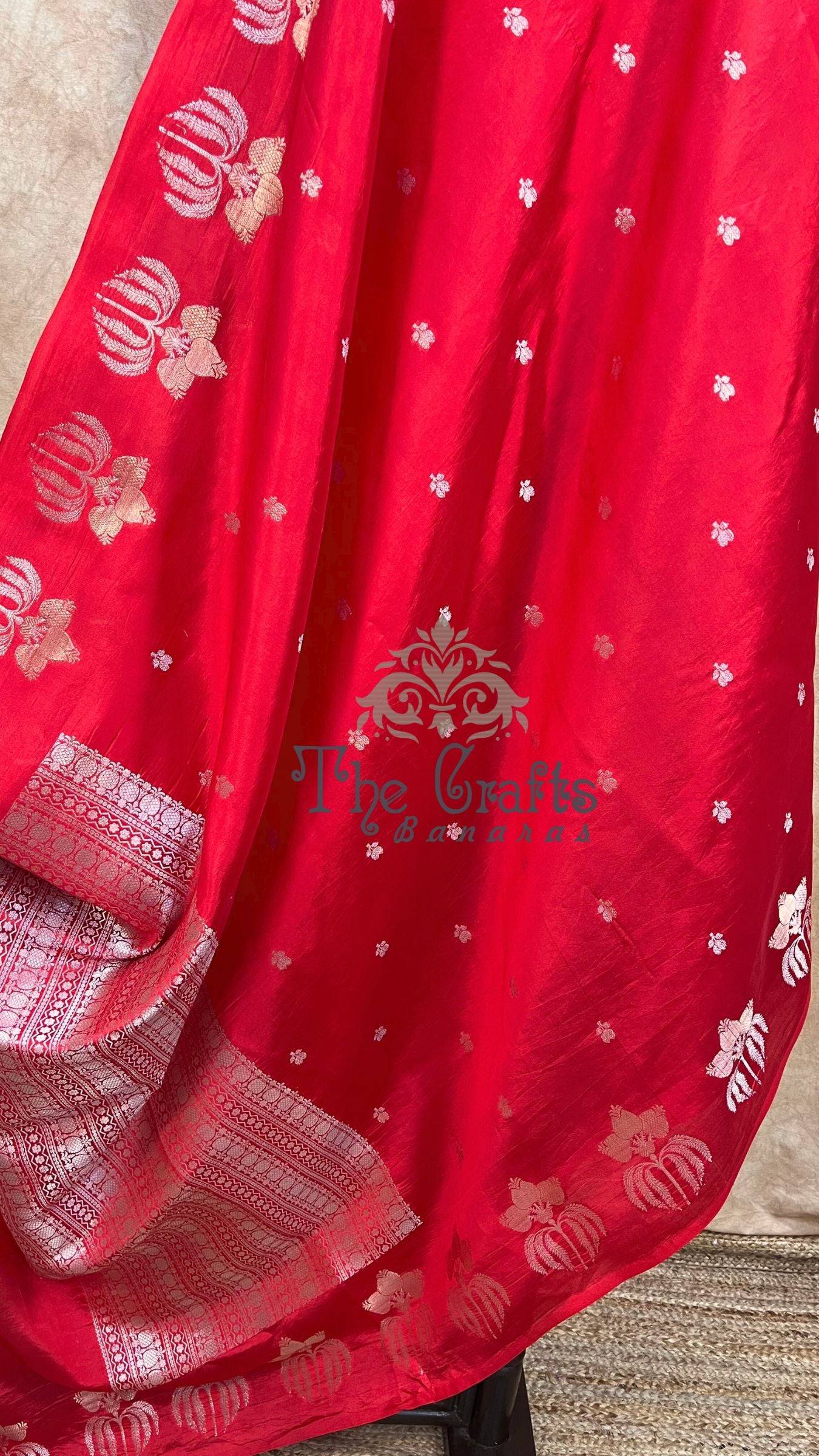 Pure Raw Mango Silk Handloom Banarasi Saree