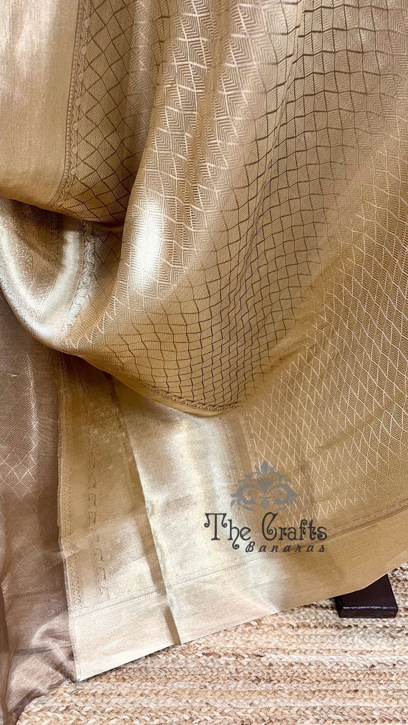 Pure Tissue Brocade Banarasi Saree