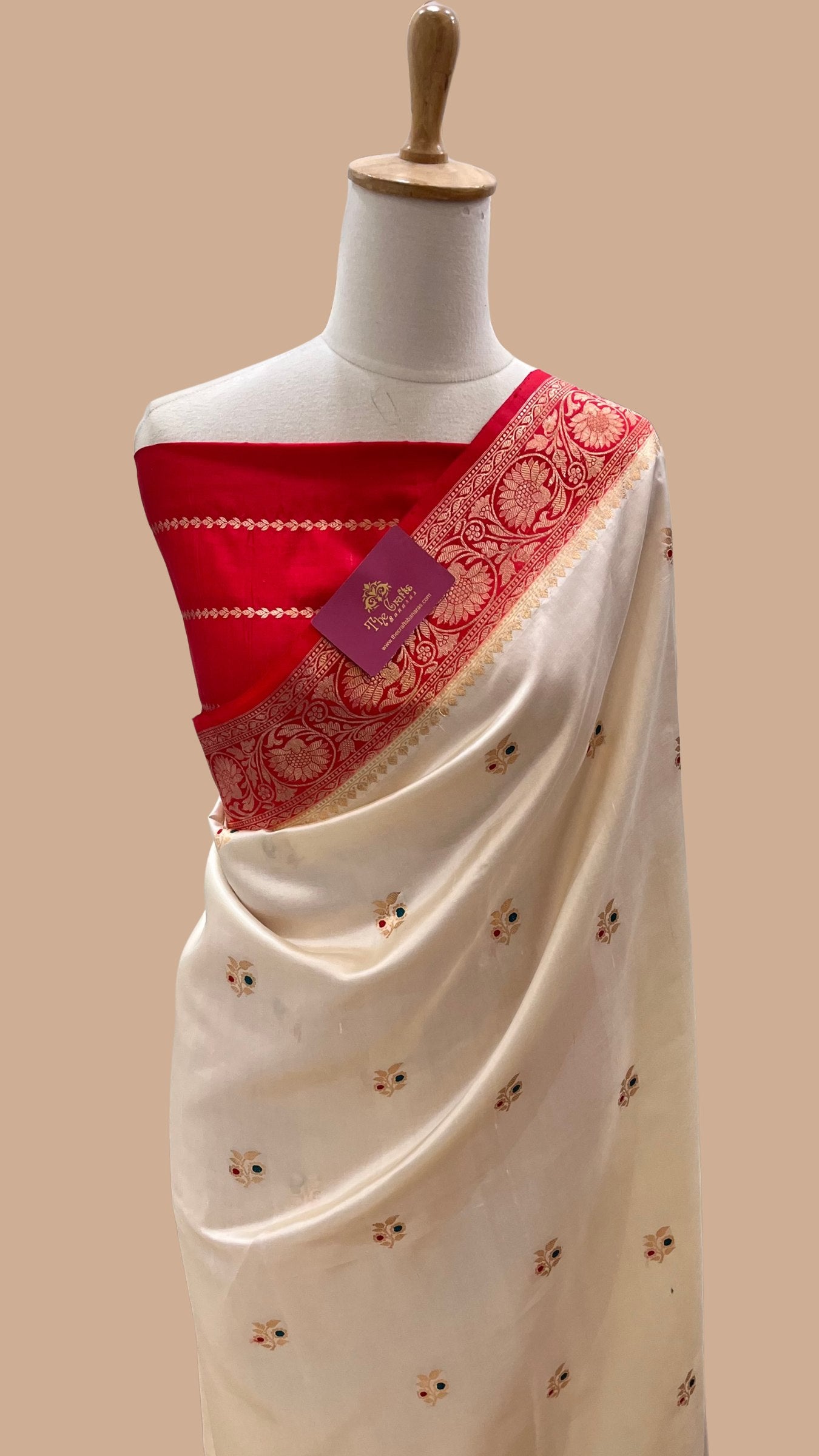 Pure Mango Silk Handloom Banarasi Saree - with kadhua motifs