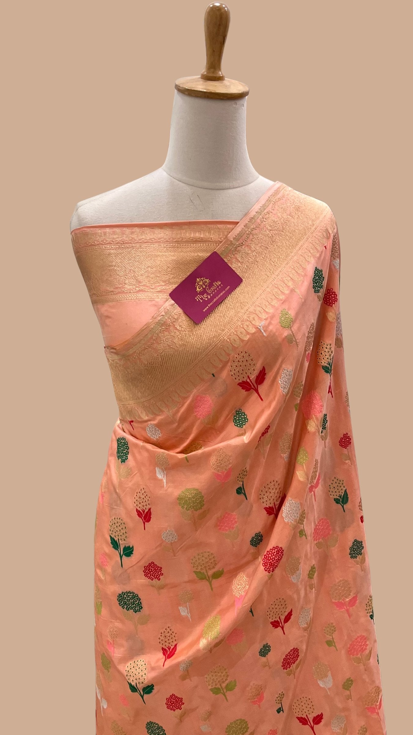 Pure Katan Silk Handloom Banarasi Saree - with Meenakari Jaal Work