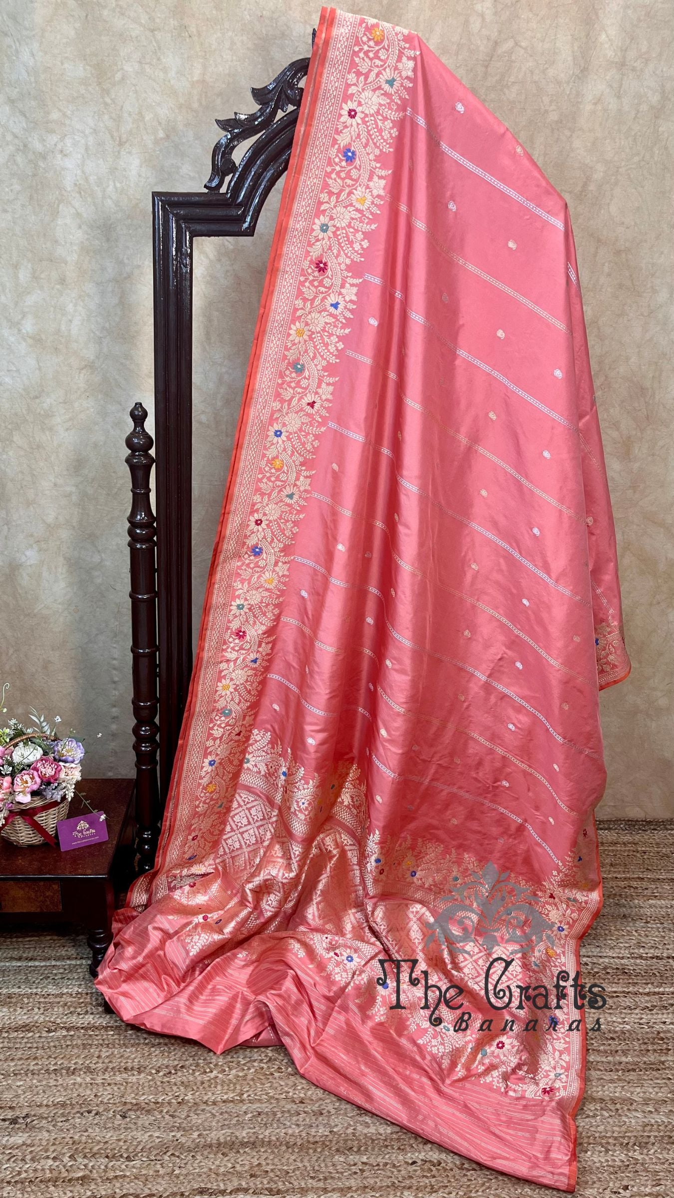 Pure Katan Silk Handloom Banarasi Saree - With Kadhua Meenakari work