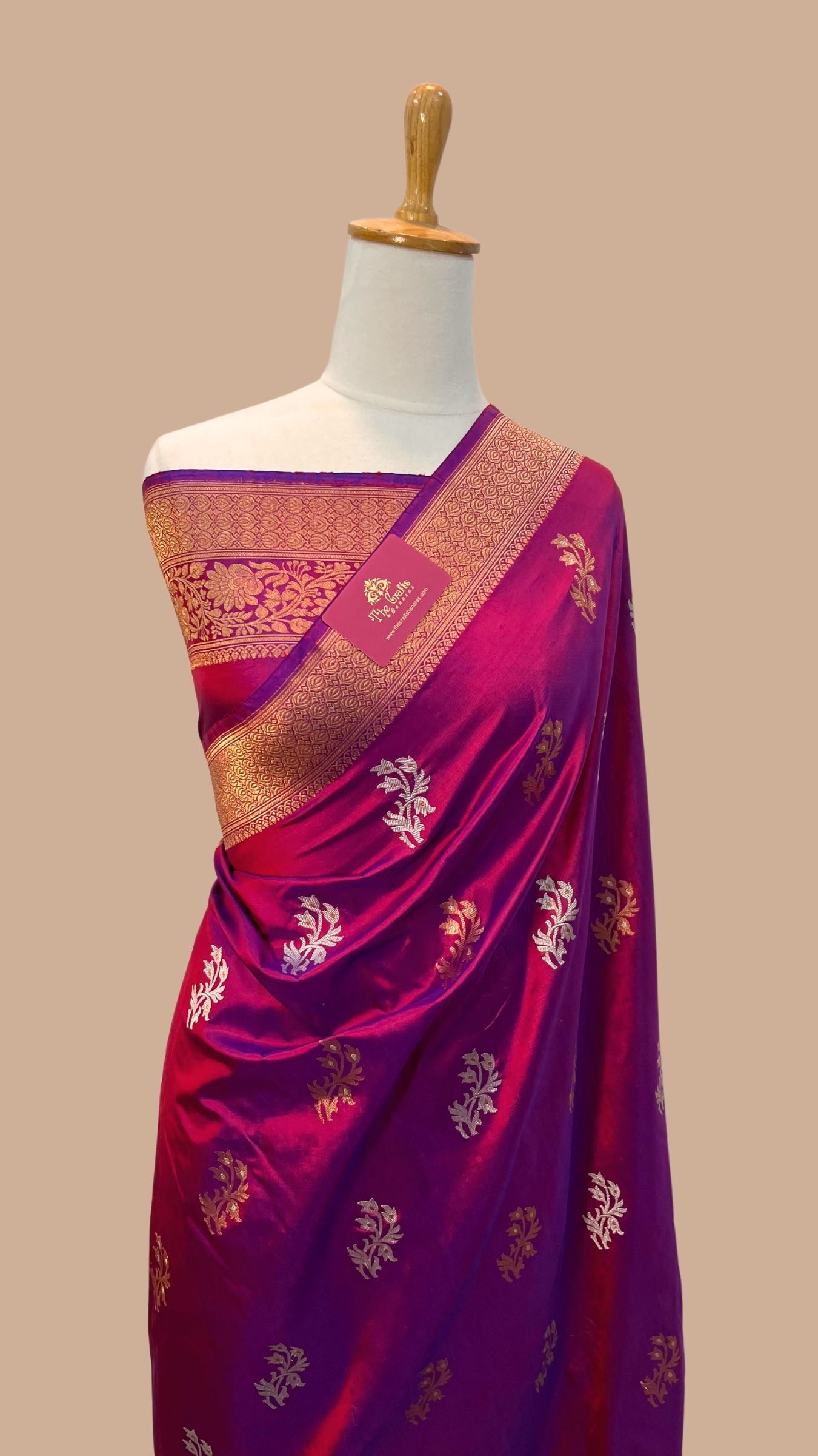 Pure Katan Silk Handloom Banarasi Saree - Kadhua Buti