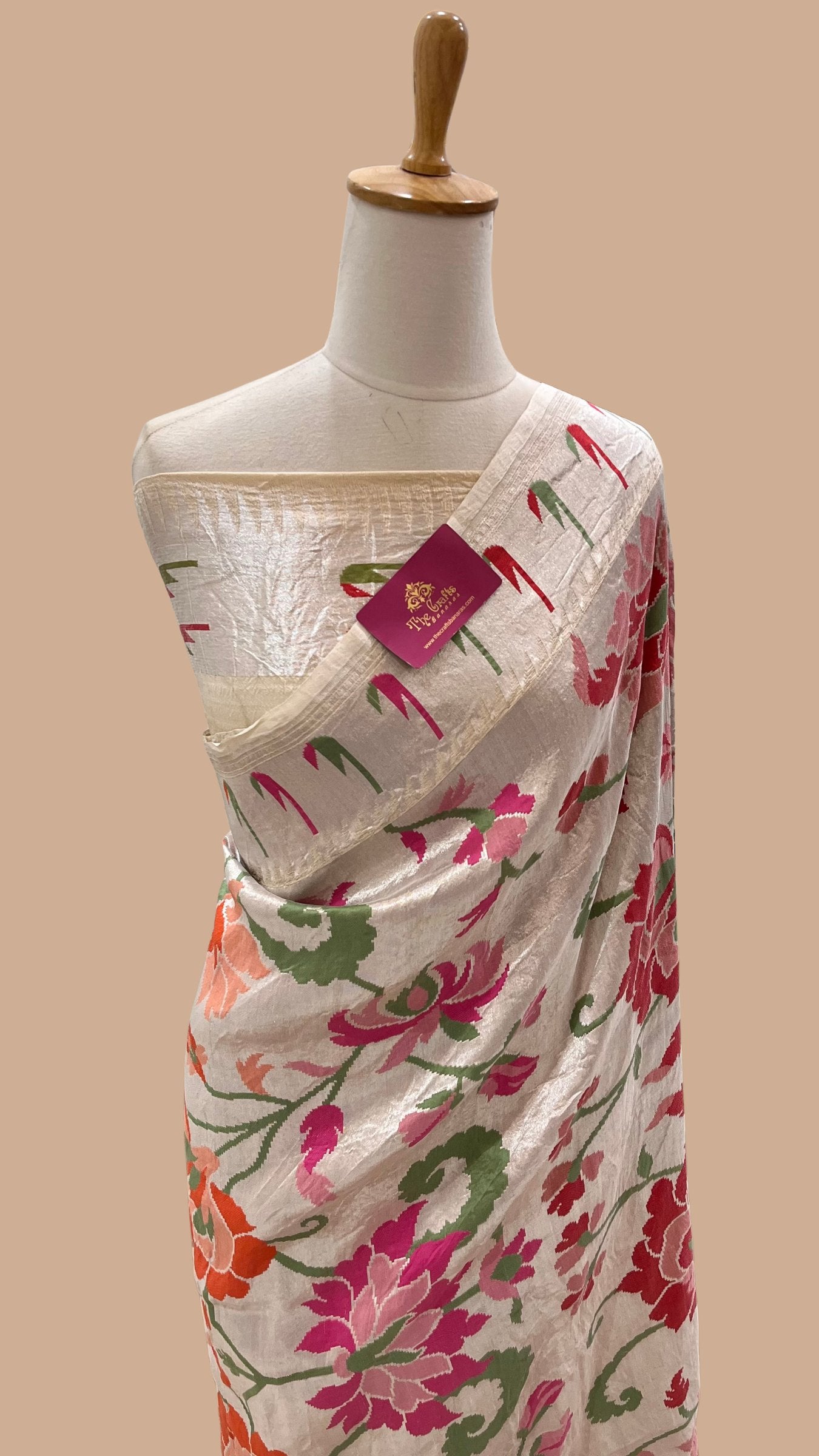 Tussar Georgette Handloom Banarasi Saree - Meenakari Floral Brocade