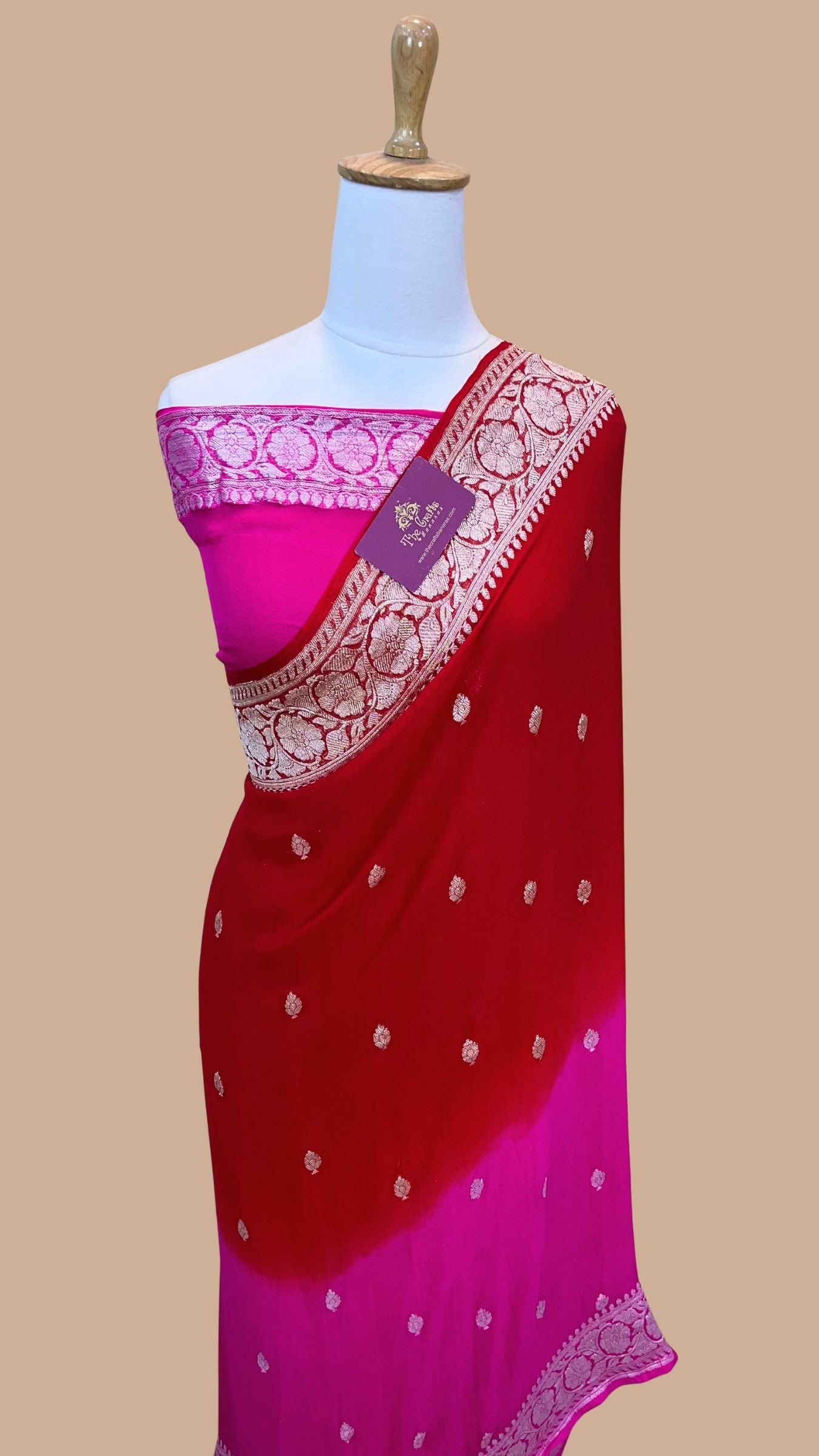 Pure Handloom Georgette Banarasi Saree - Silver Zari