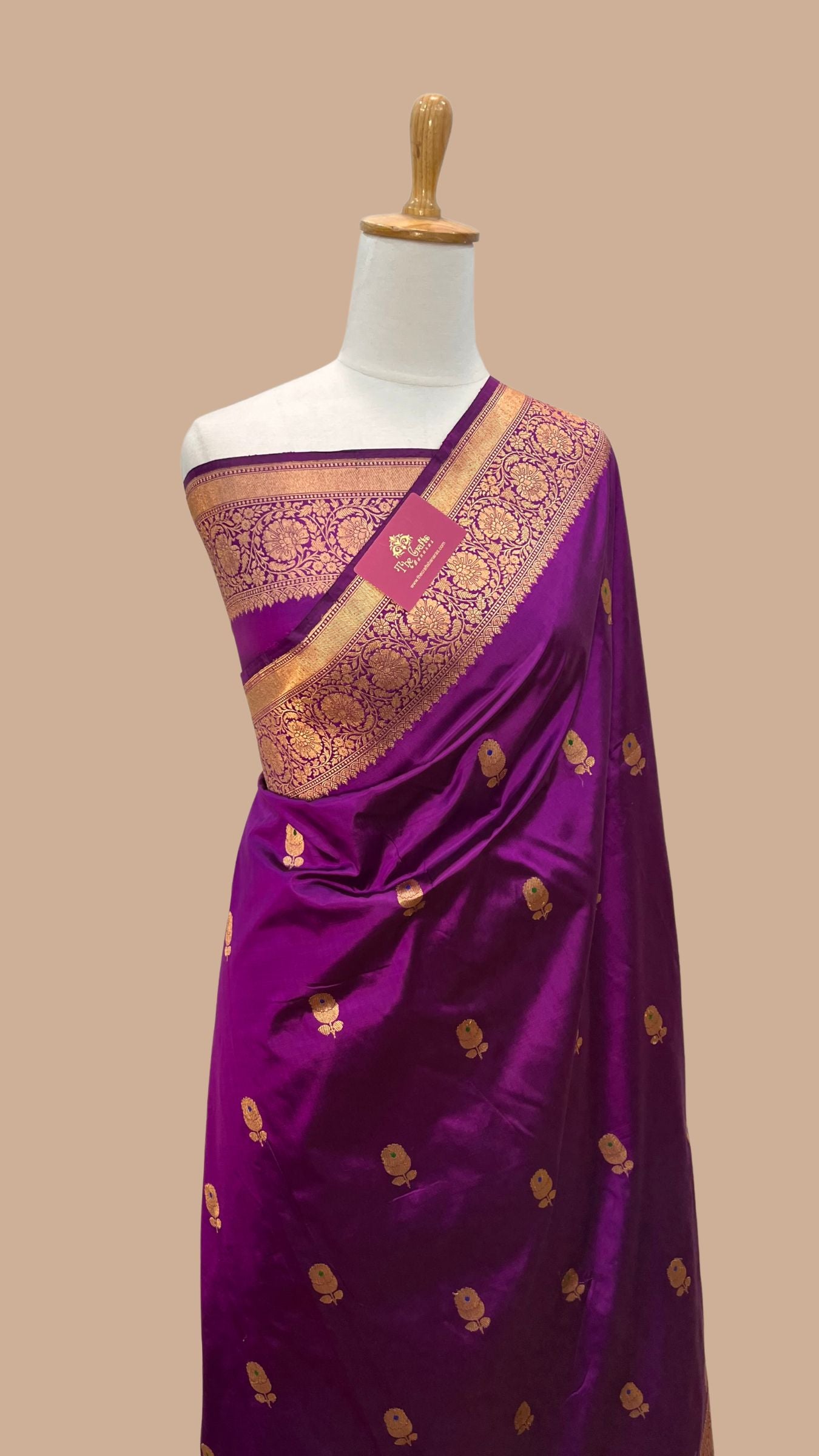 Pure Katan Silk Handloom Banarasi Saree - Kadhua Buti