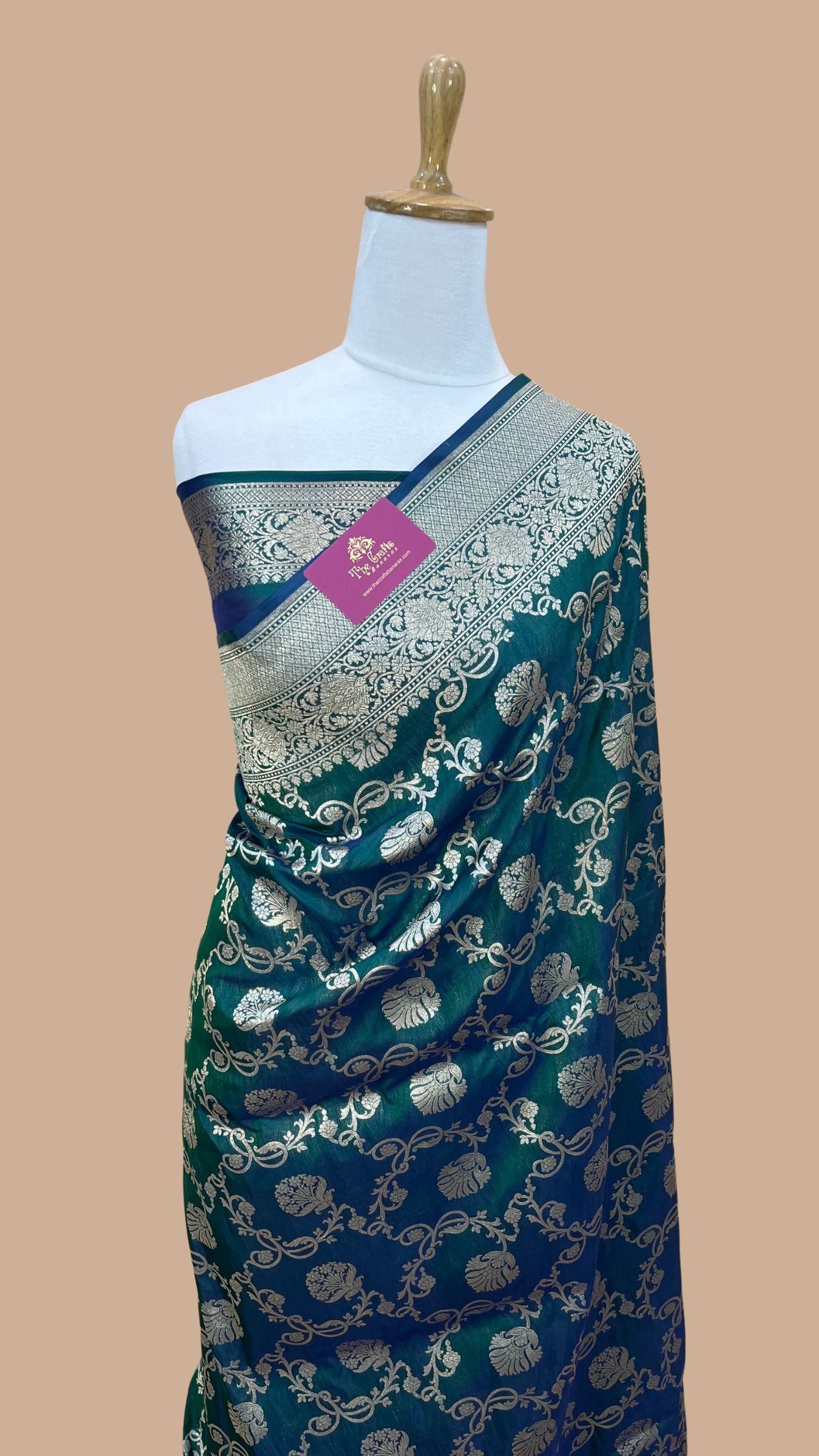 Pure Katan Silk Handloom Banarasi Saree - Jaal work