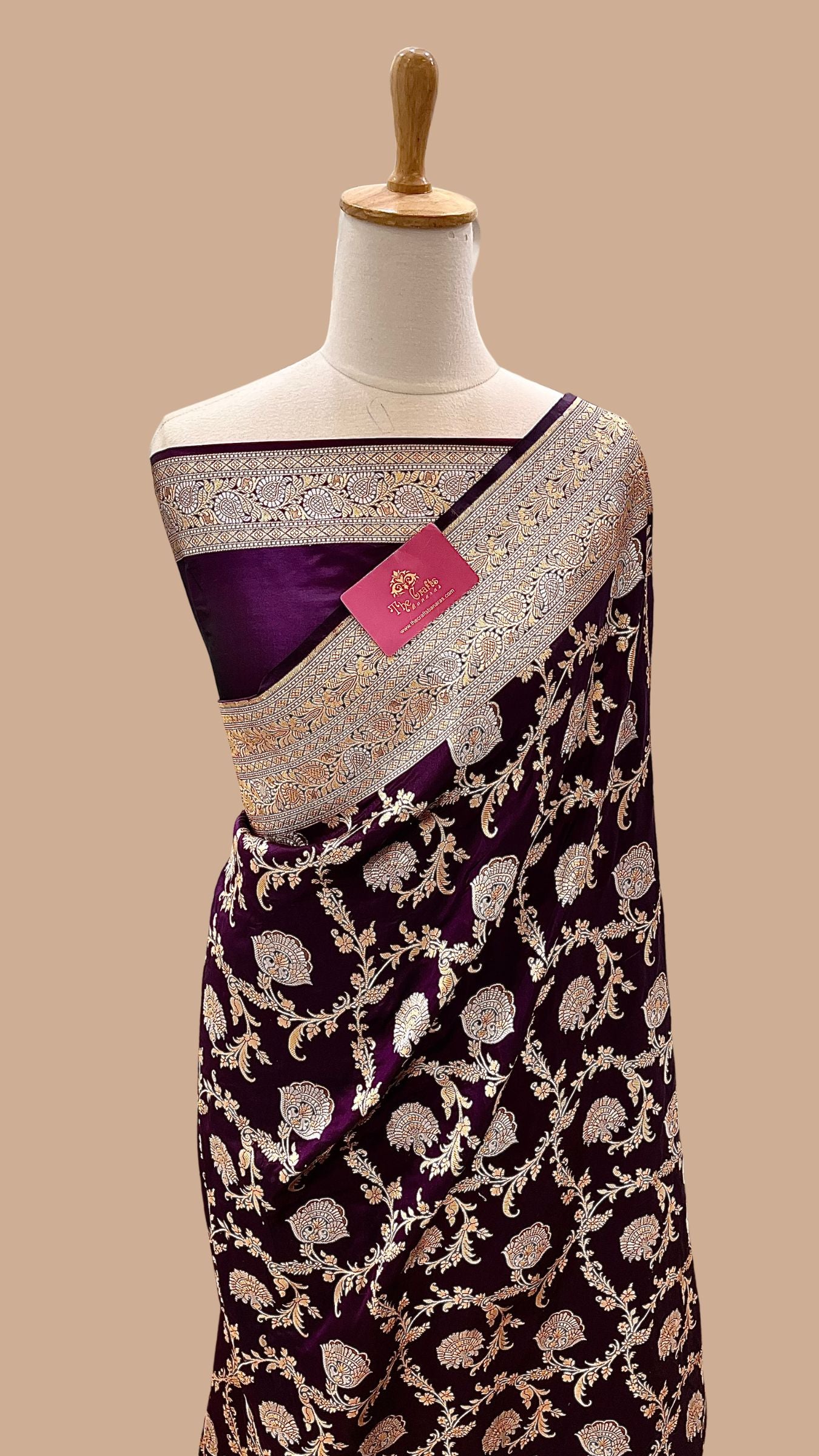Pure Katan Silk Handloom Banarasi Saree - Jaal Work
