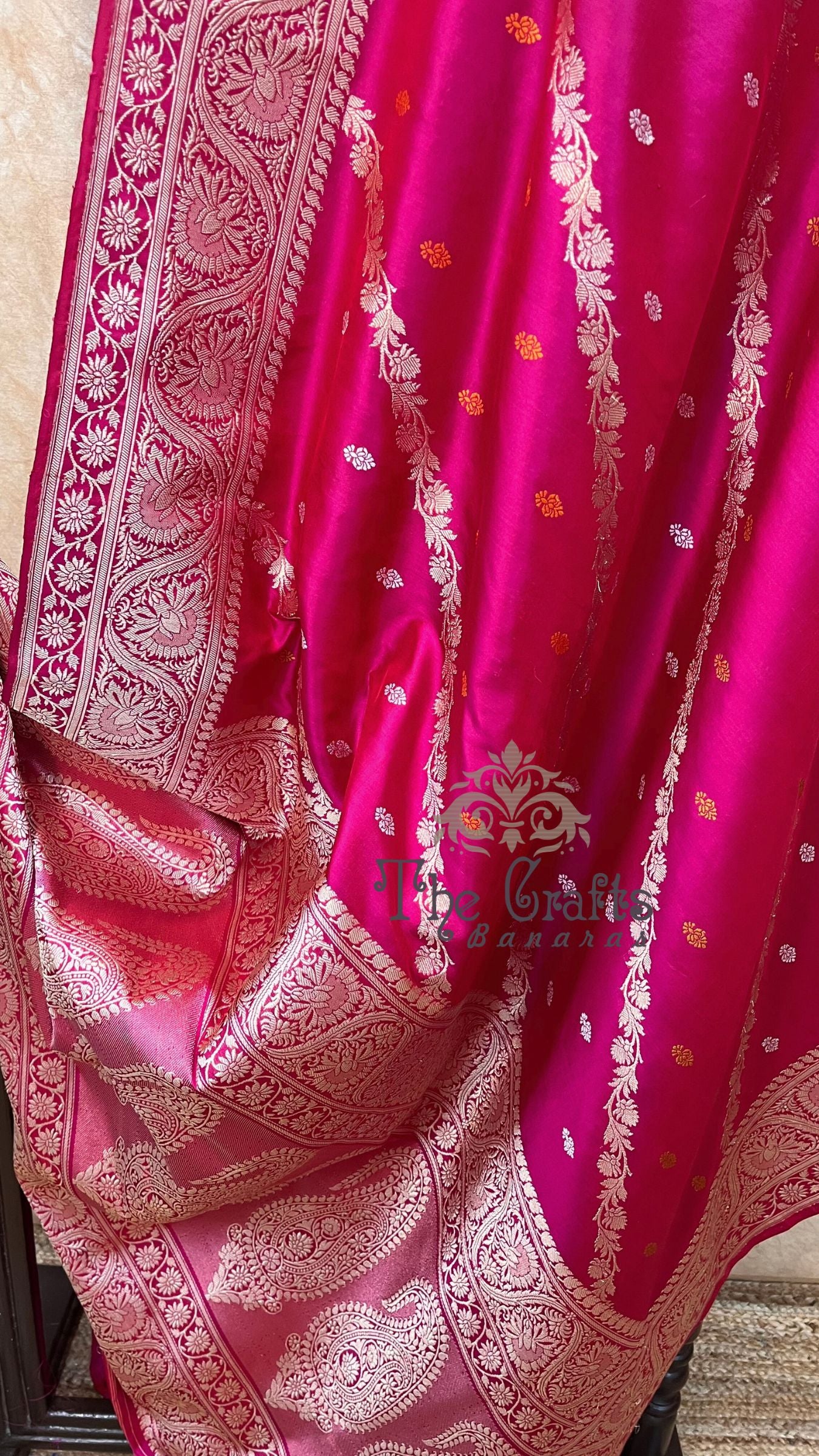 Pure Katan Silk Handloom stripes Banarasi Saree - with kadhua jangla meenakari work