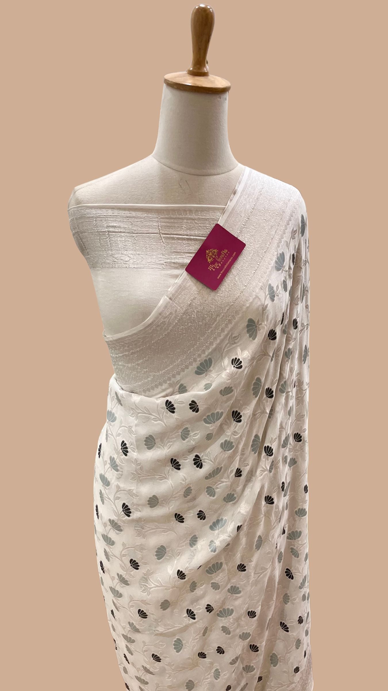 Khaddi Georgette Handloom Banarasi Saree - Jaal with Meenakari