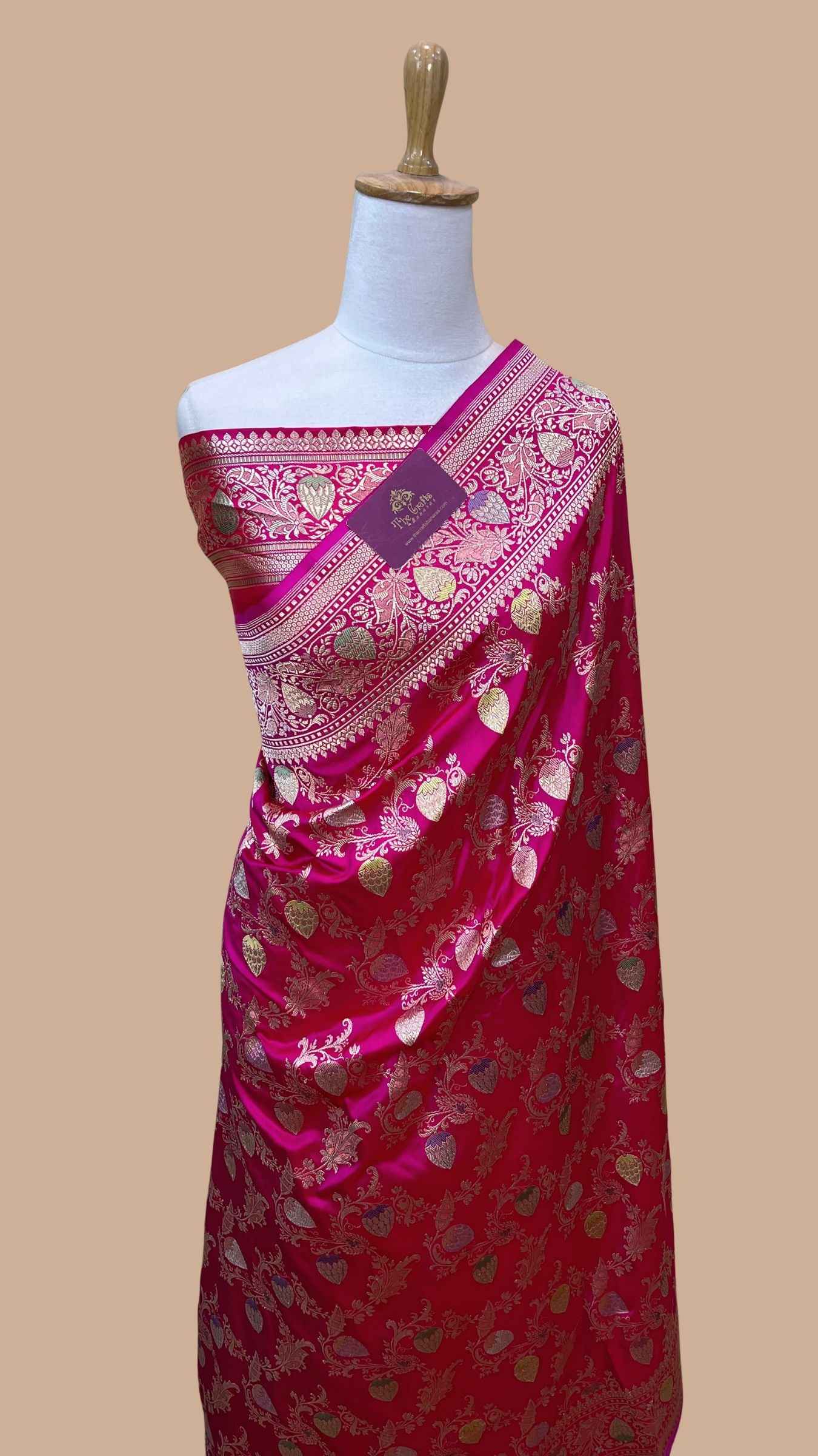 Pure Katan Silk Handloom Banarasi Saree - All Over Kadiyal Jaal Work