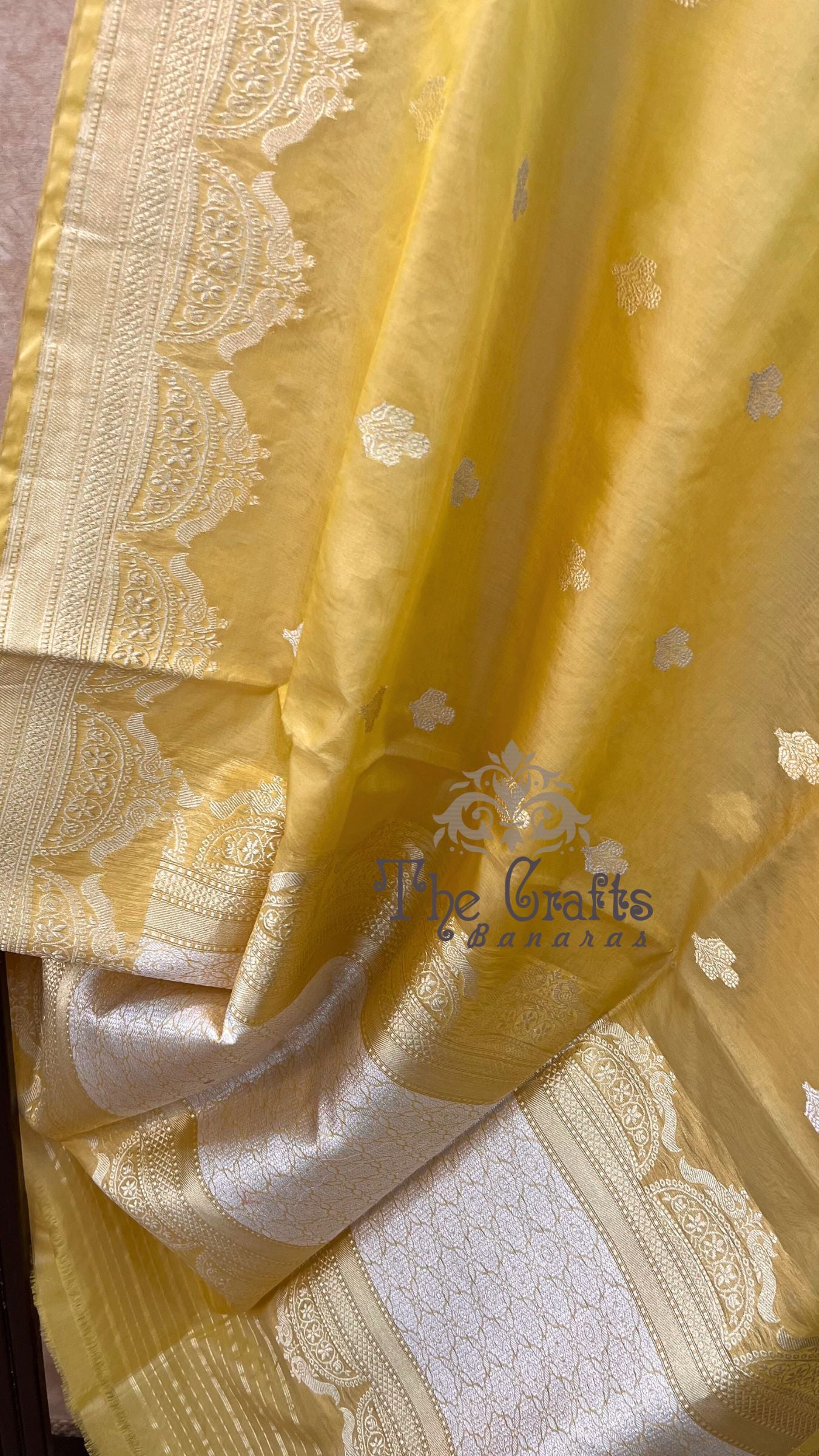 Pure Kora Silk Handloom Banarasi Saree - with sona rupa kadhua motifs