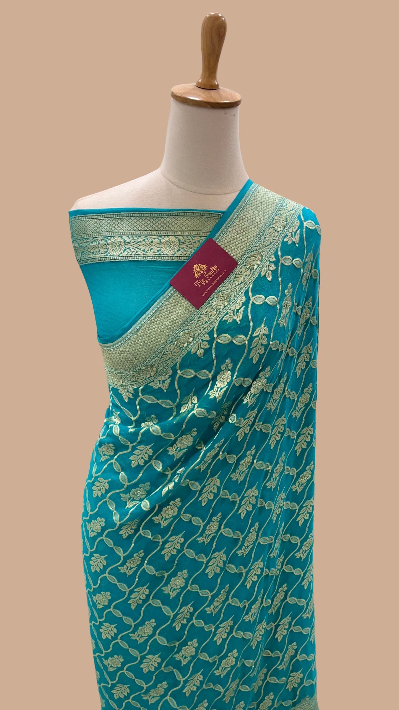 Khaddi Georgette Handloom Banarasi Saree - Water Zari