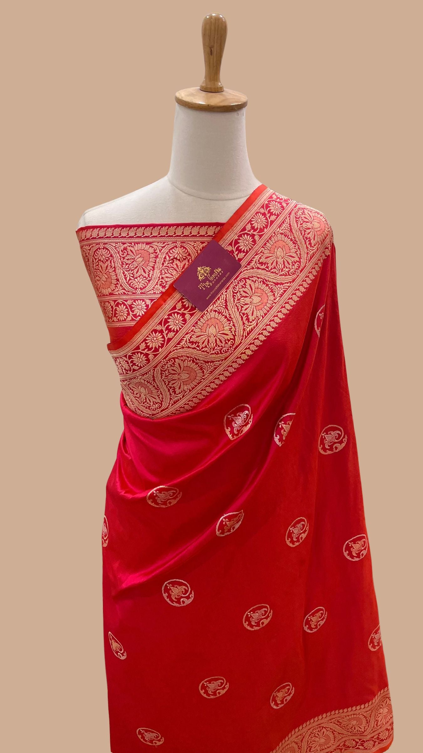 Pure Katan Silk Handloom Banarasi Saree - Kadhua sona rupa work