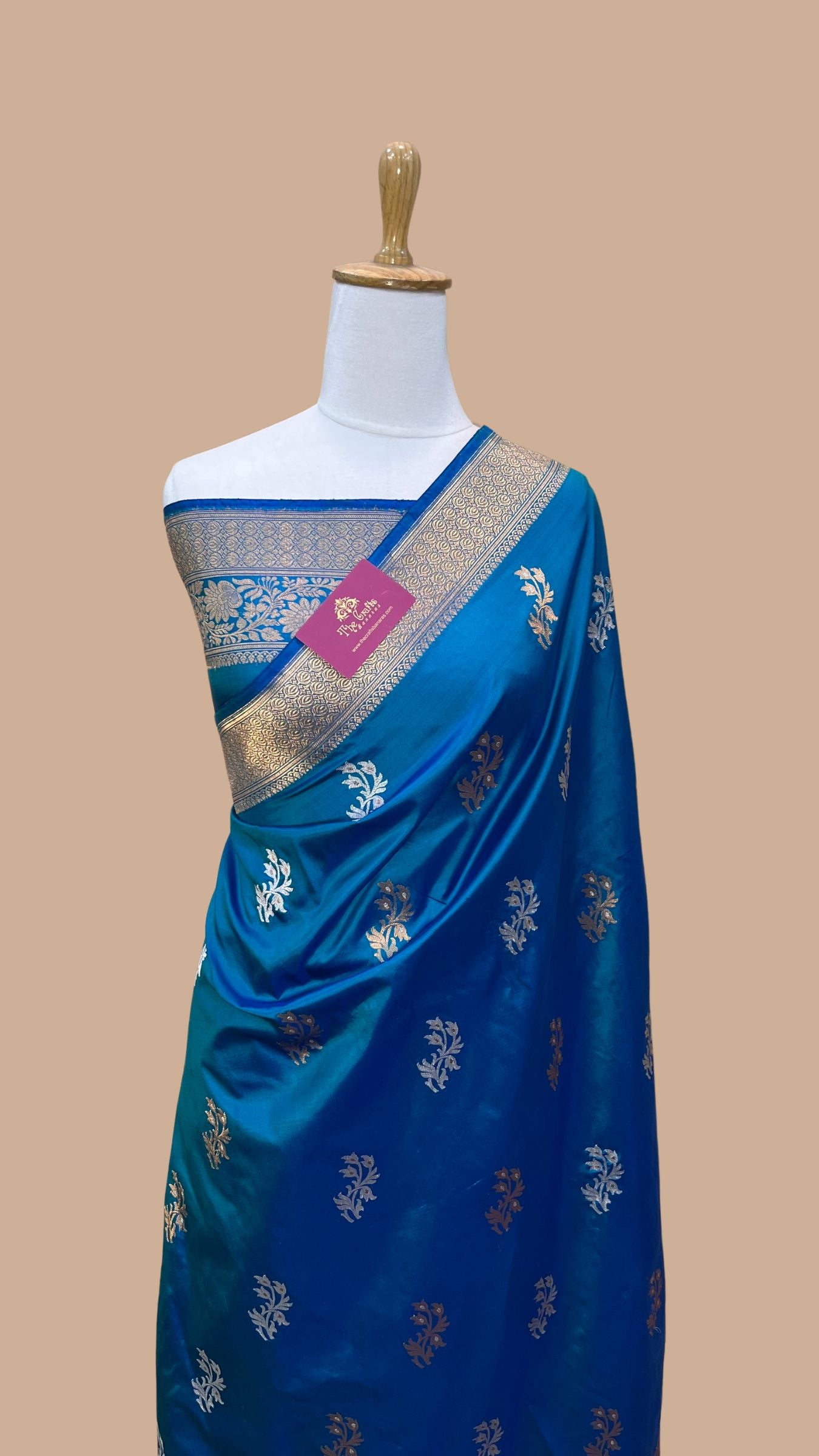 Pure Katan Silk Handloom Banarasi Saree - Kadhua Buti