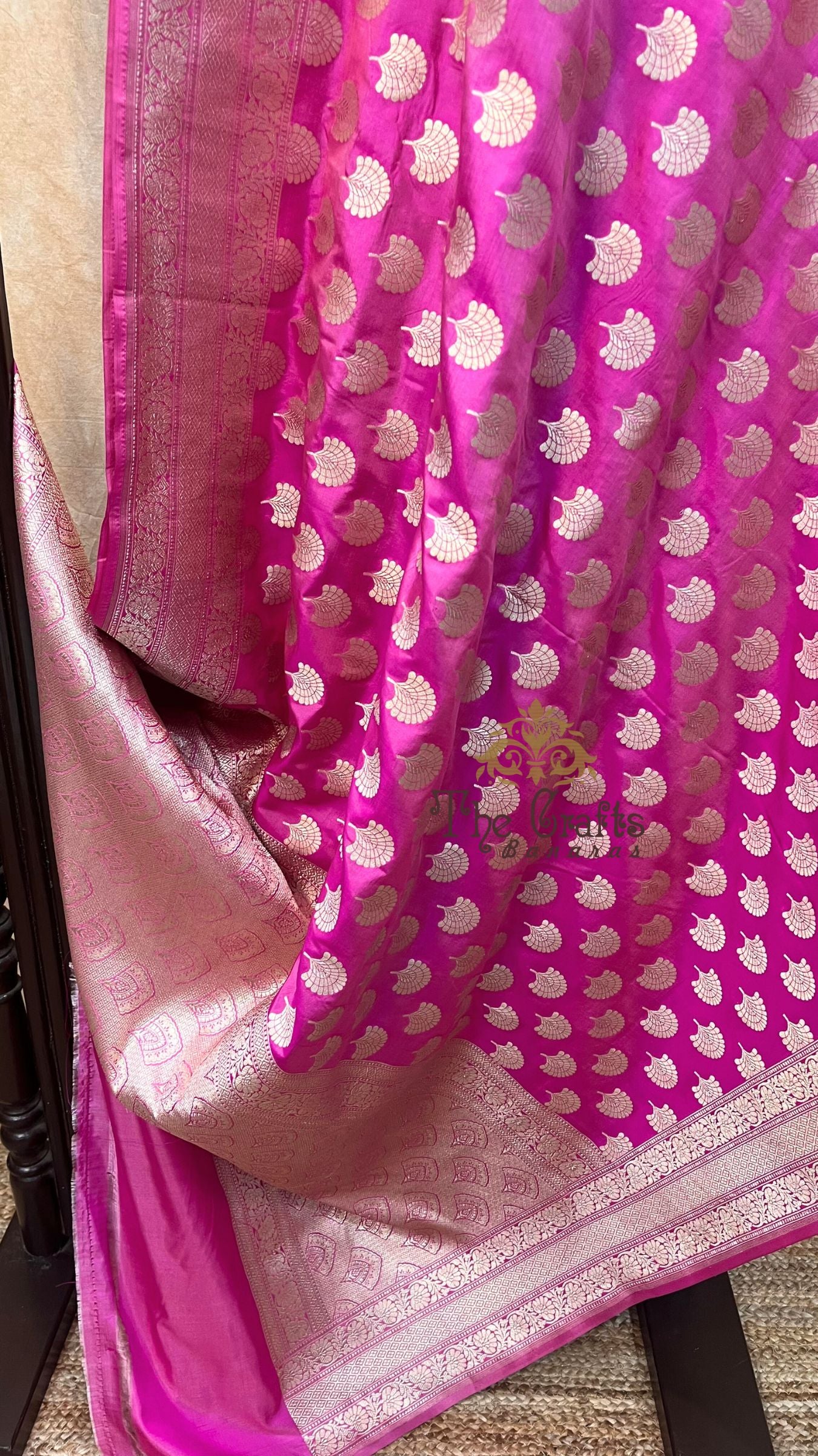 Pure Katan Silk Handloom Banarasi Saree - Jaal work