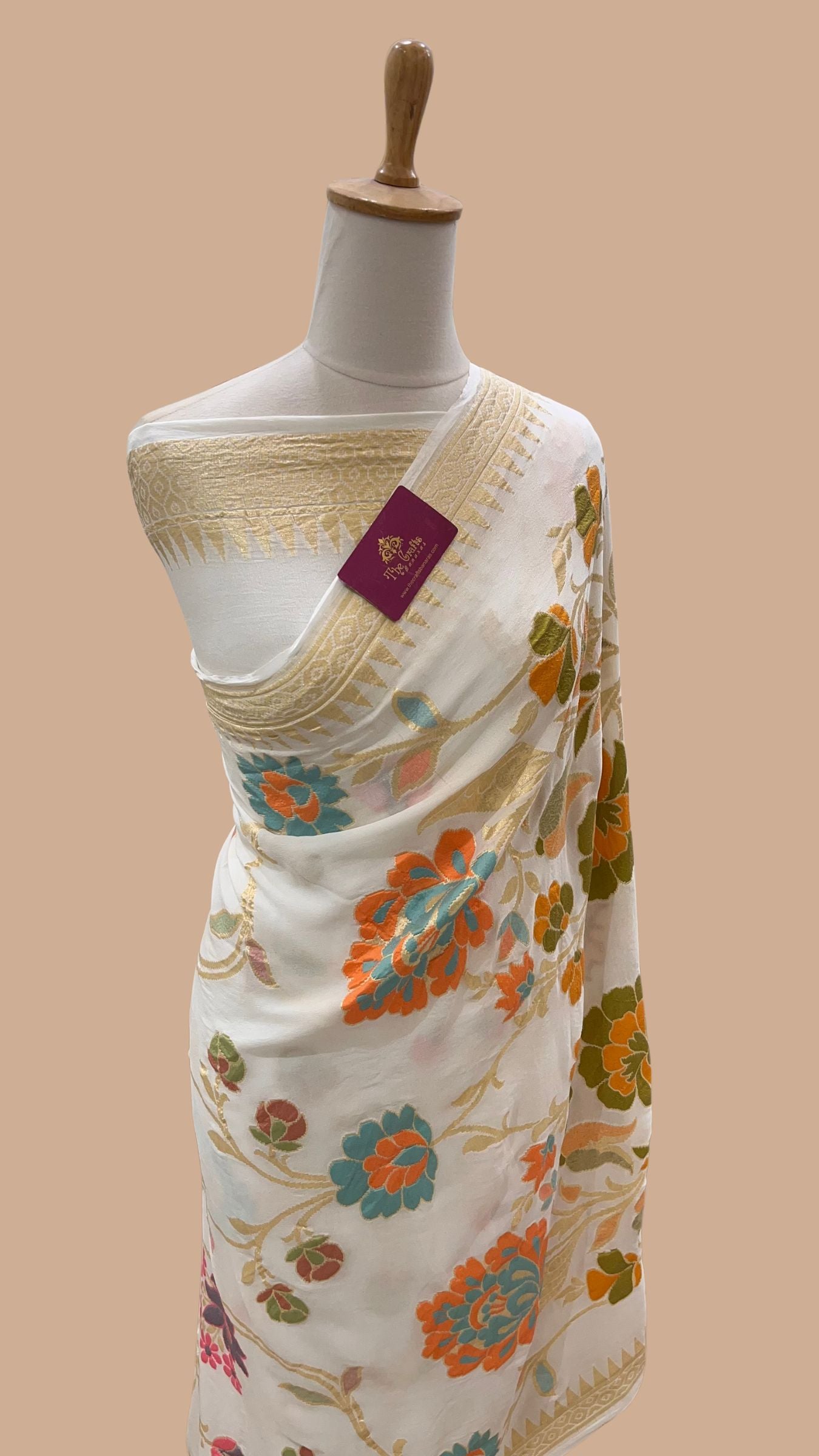 Khaddi Georgette Handloom Banarasi Saree - Jaal with Meenakari