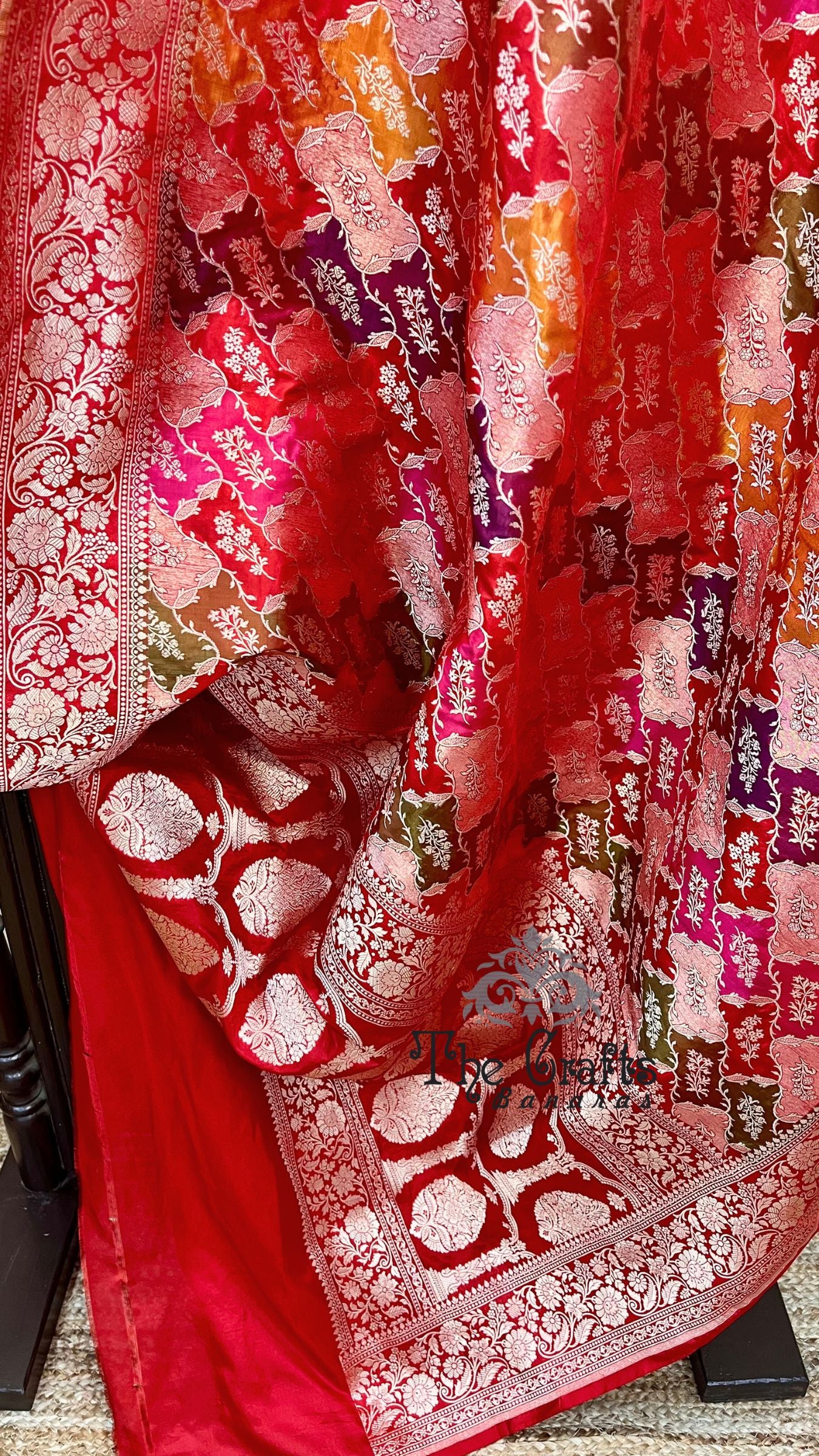 Rangkat Pure Katan Silk Handloom Banarasi Saree - All over jaal work