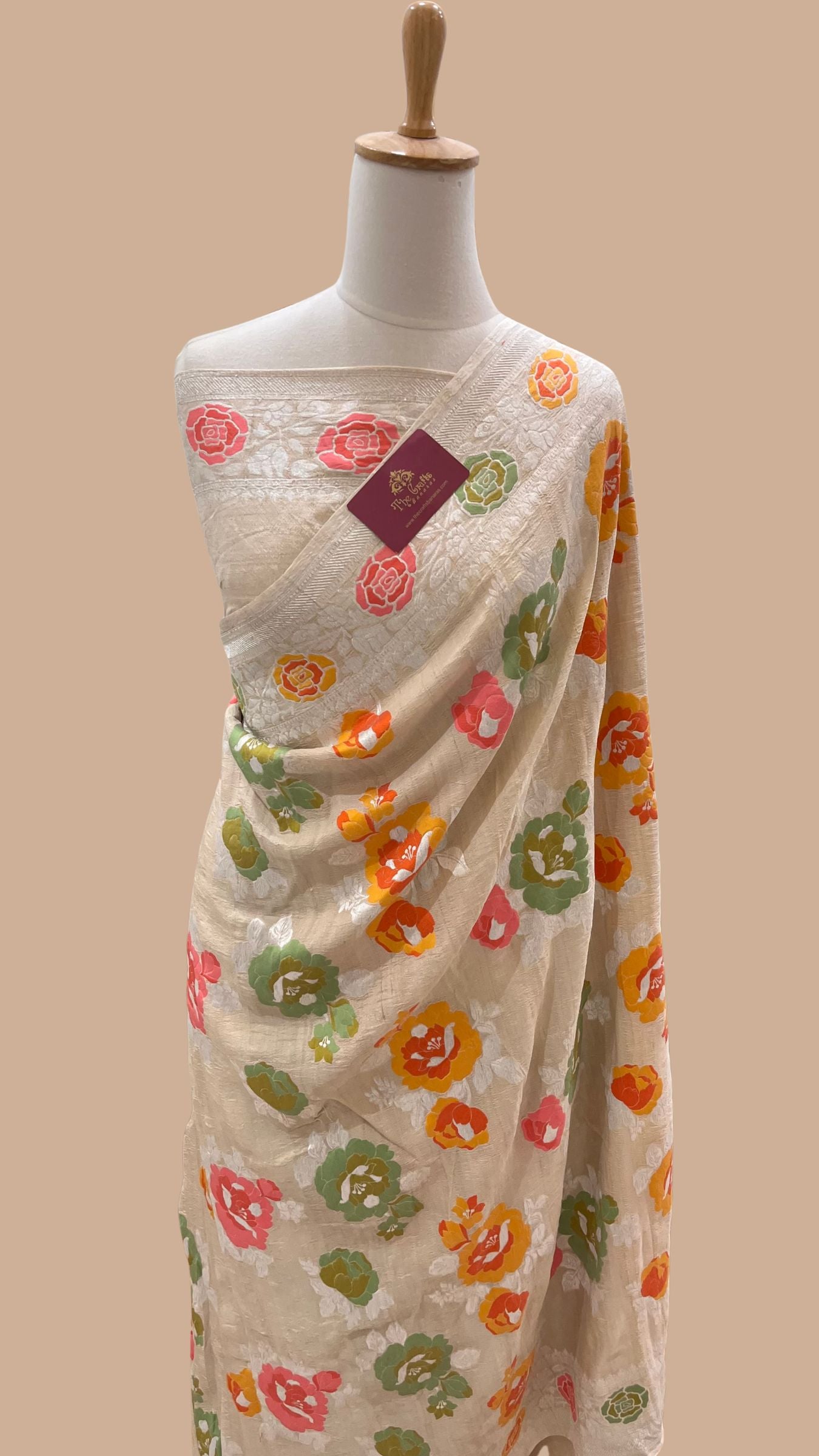 Tussar Georgette Handloom Banarasi Saree - Jaal with Meenakari