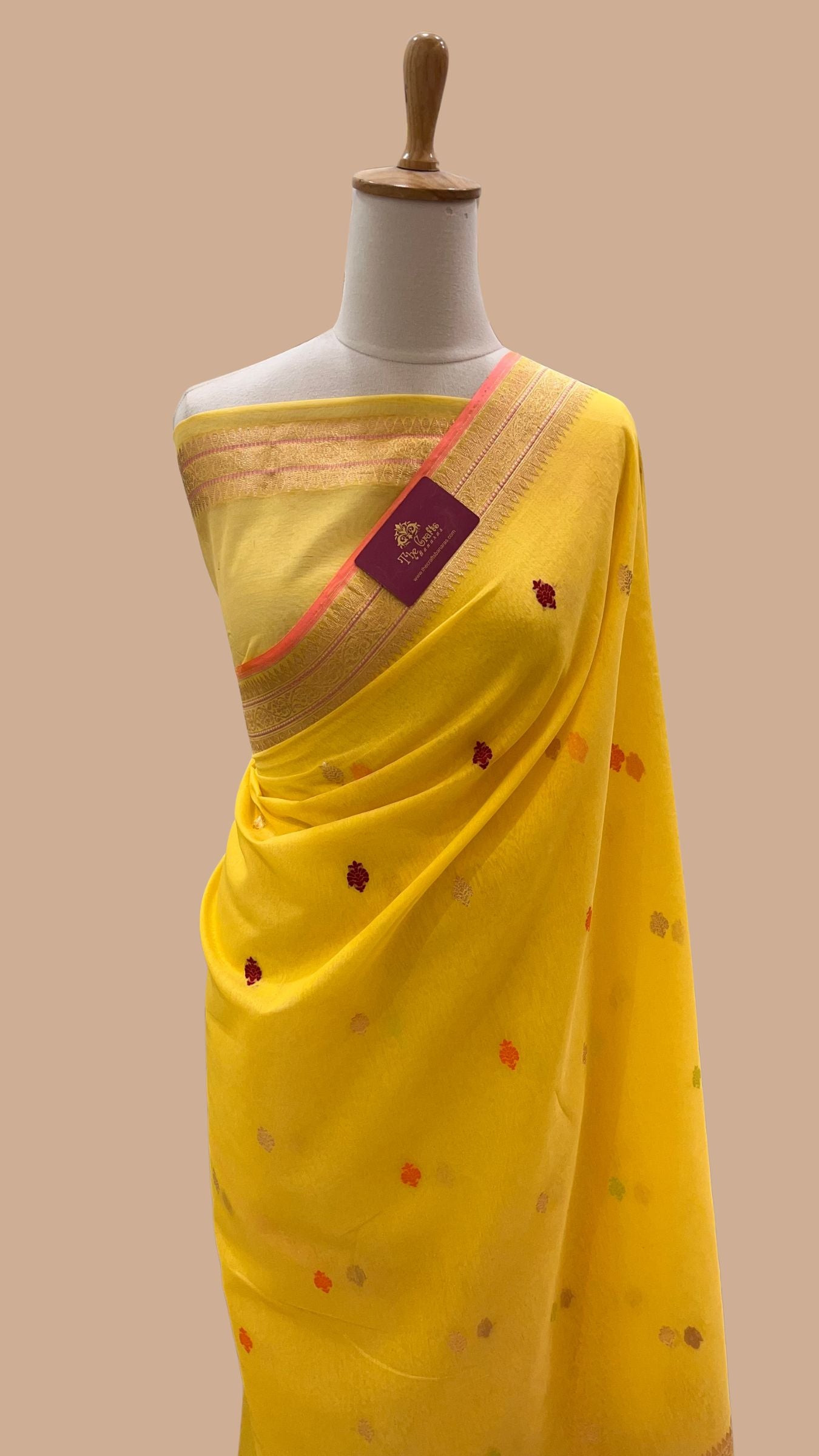 Pure Cotton Silk Handloom Banarasi Saree - with kadhua motifs