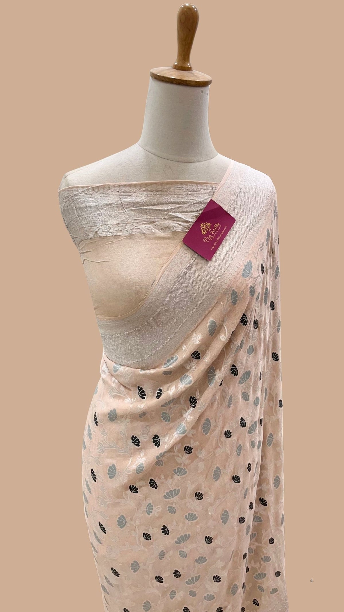 Khaddi Georgette Handloom Banarasi Saree - Jaal with Meenakari