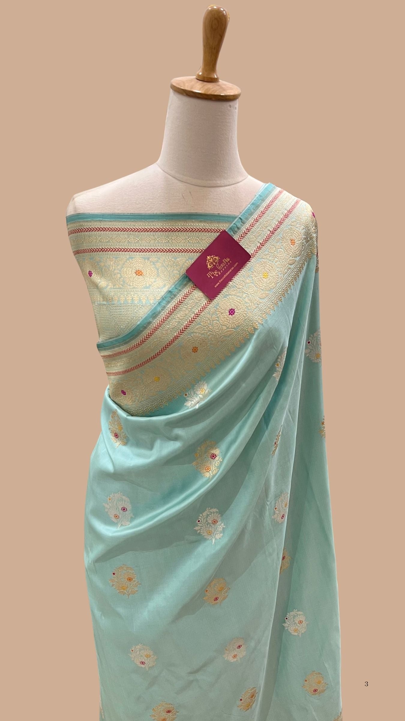 Pure Katan Silk Handloom Banarasi Saree - with kadhua meenakari motifs