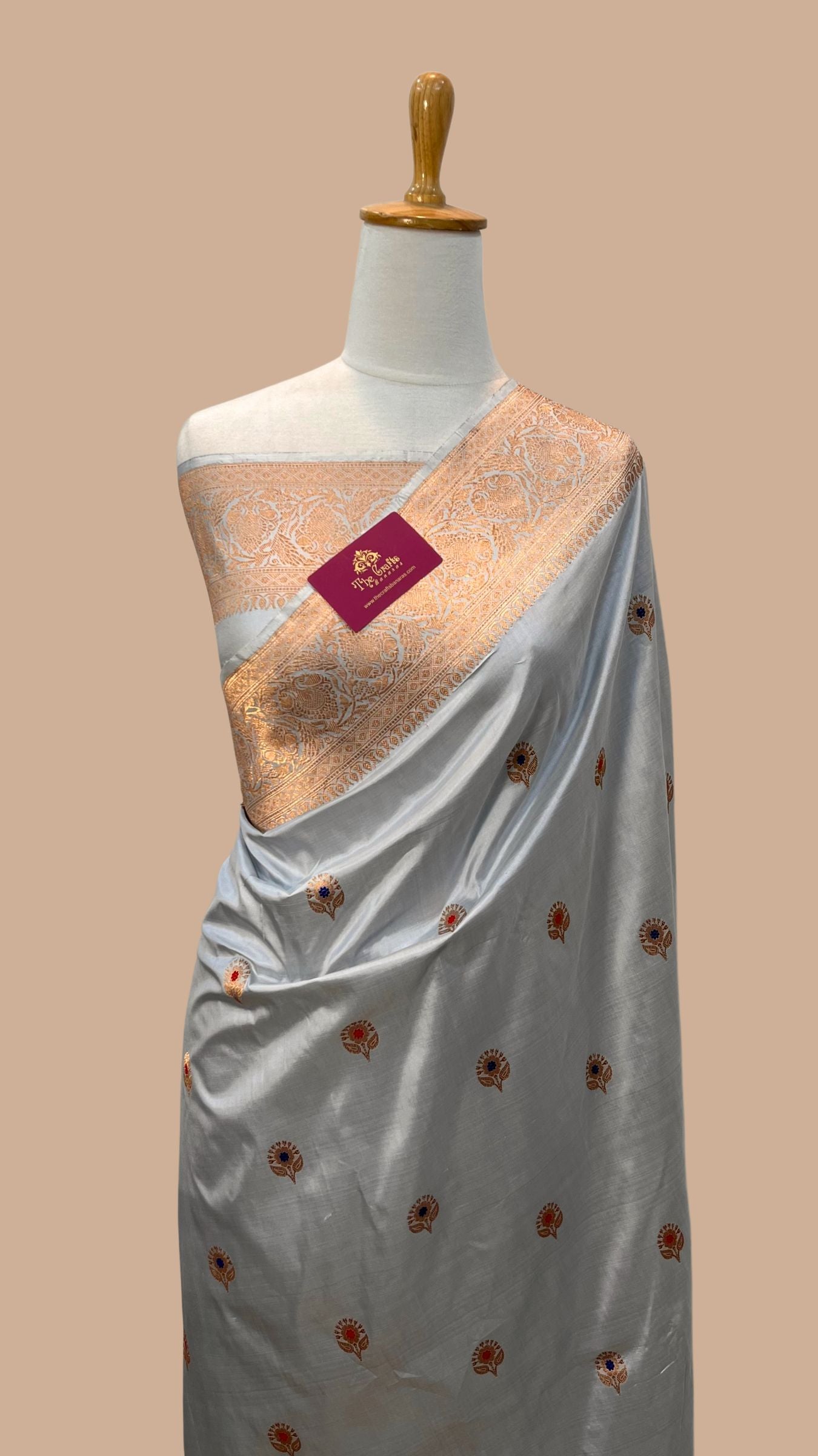 Pure Katan Silk Handloom Banarasi Saree - Kadhua Buti