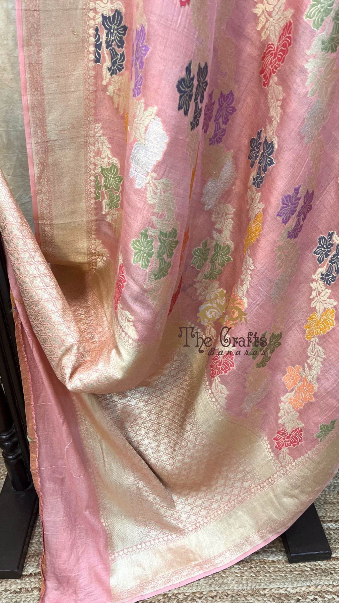 Tussar Georgette Handloom Banarasi Saree - Jaal with Meenakari